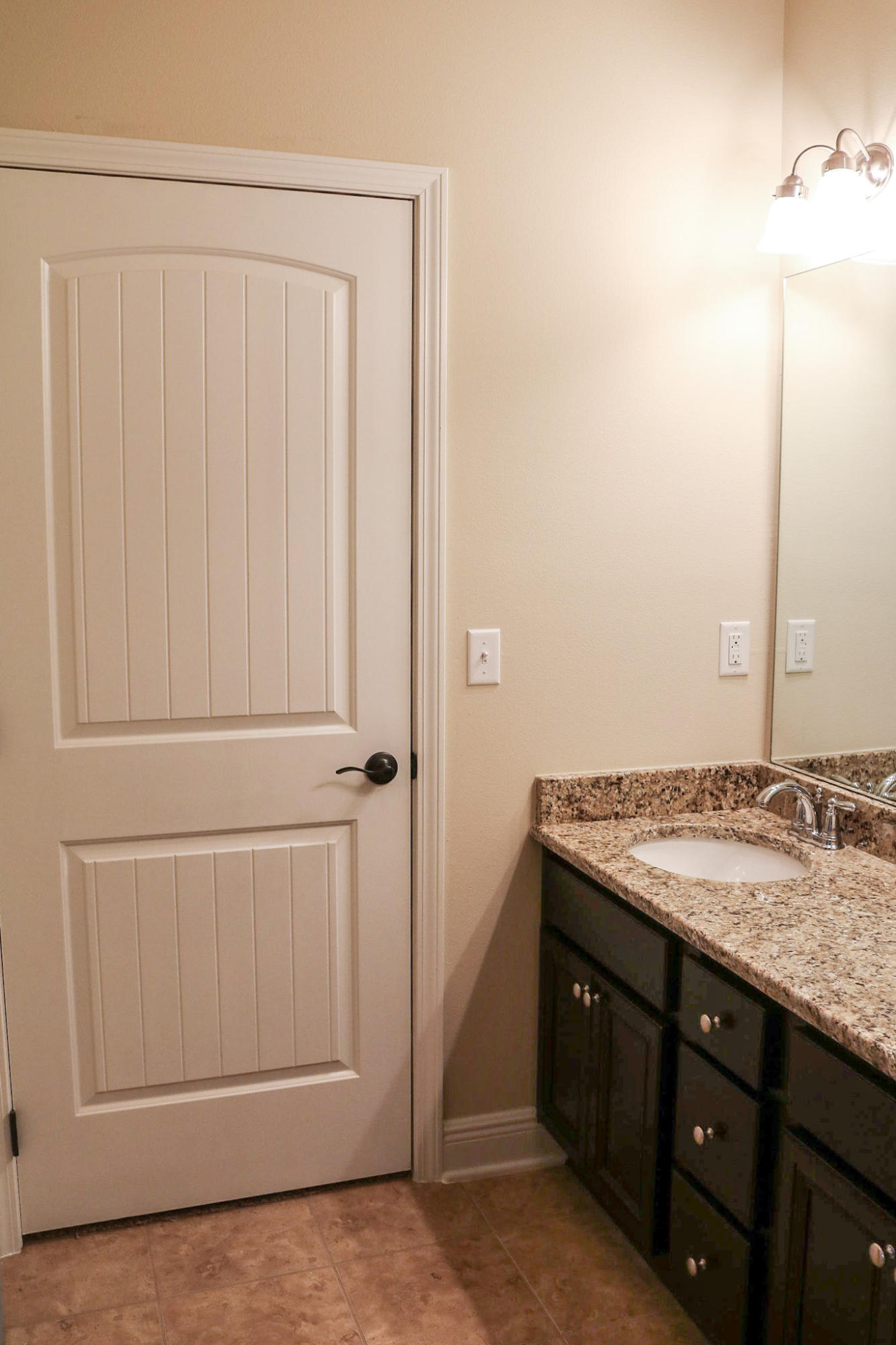 BROWNSTONE MANOR - Residential