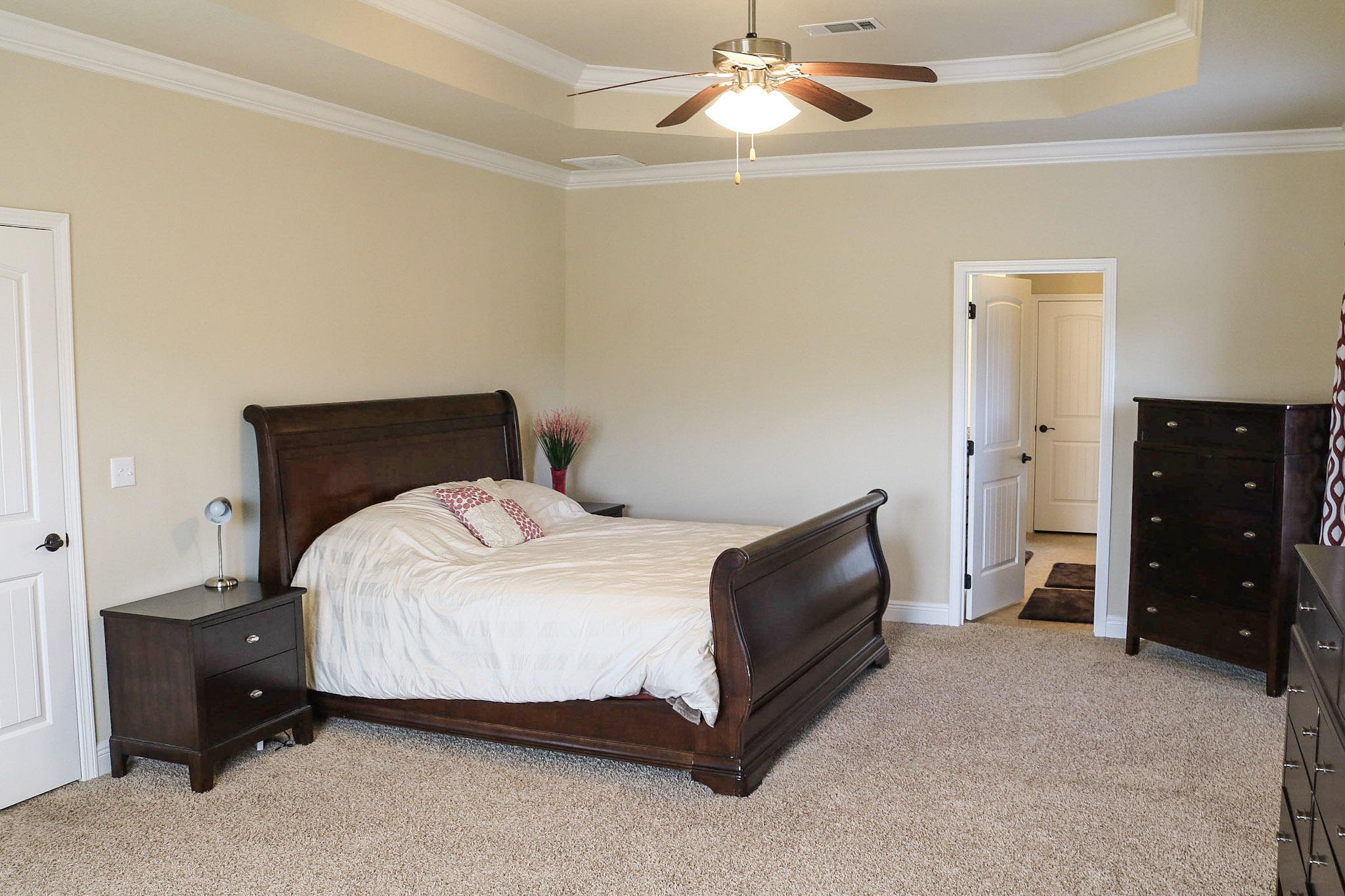 BROWNSTONE MANOR - Residential