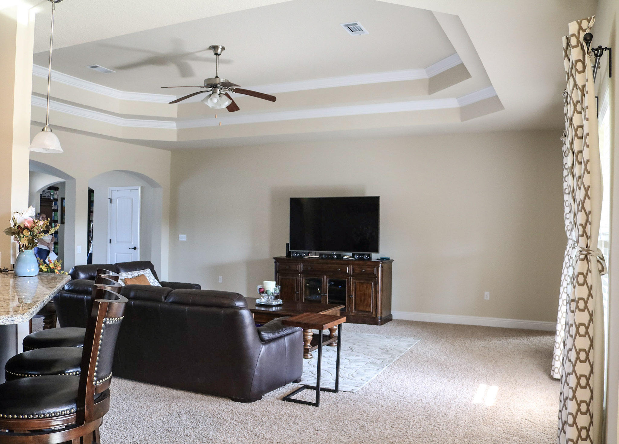 BROWNSTONE MANOR - Residential