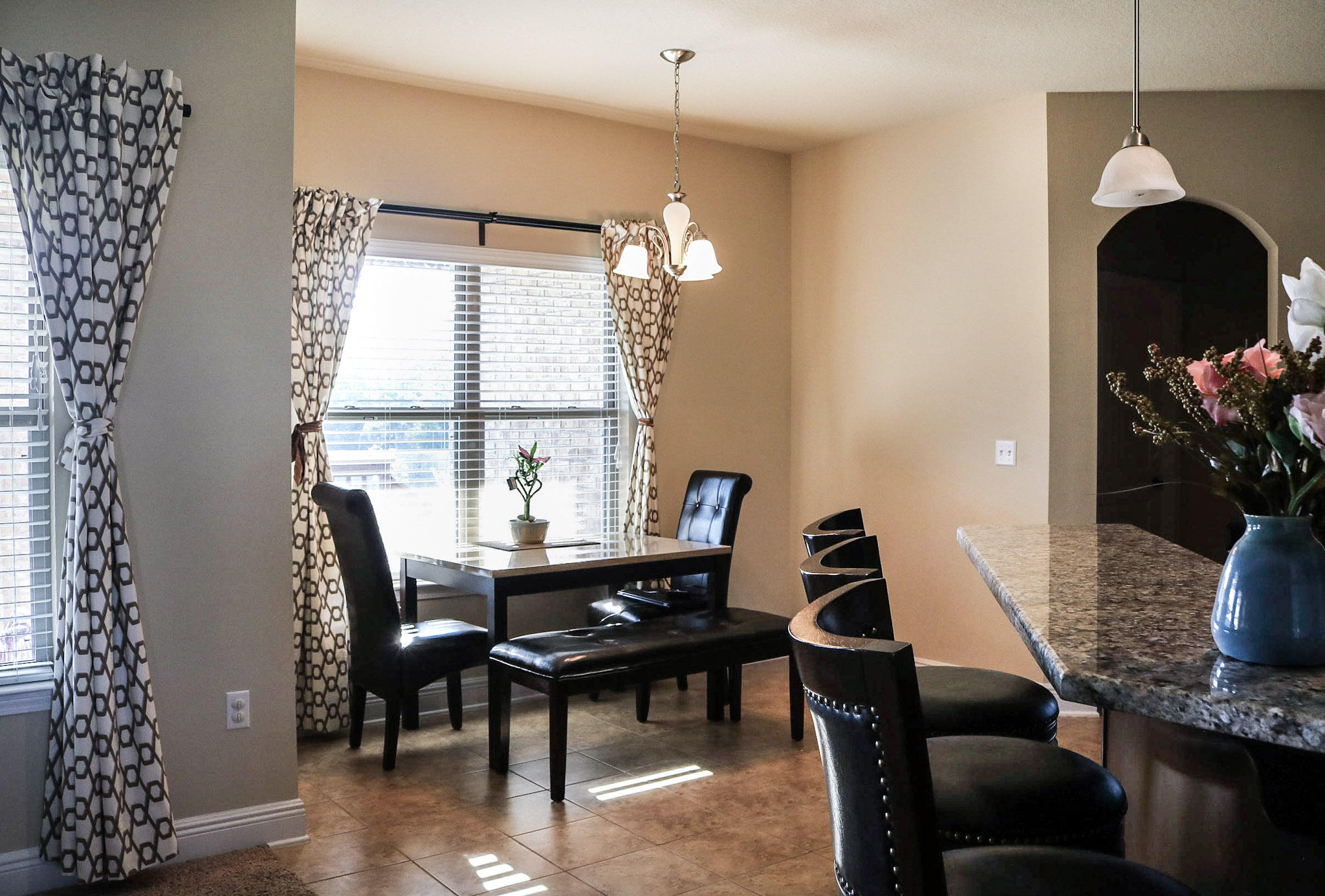 BROWNSTONE MANOR - Residential