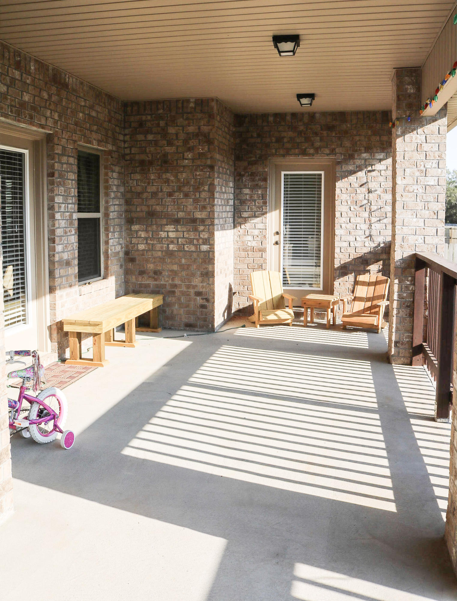 BROWNSTONE MANOR - Residential