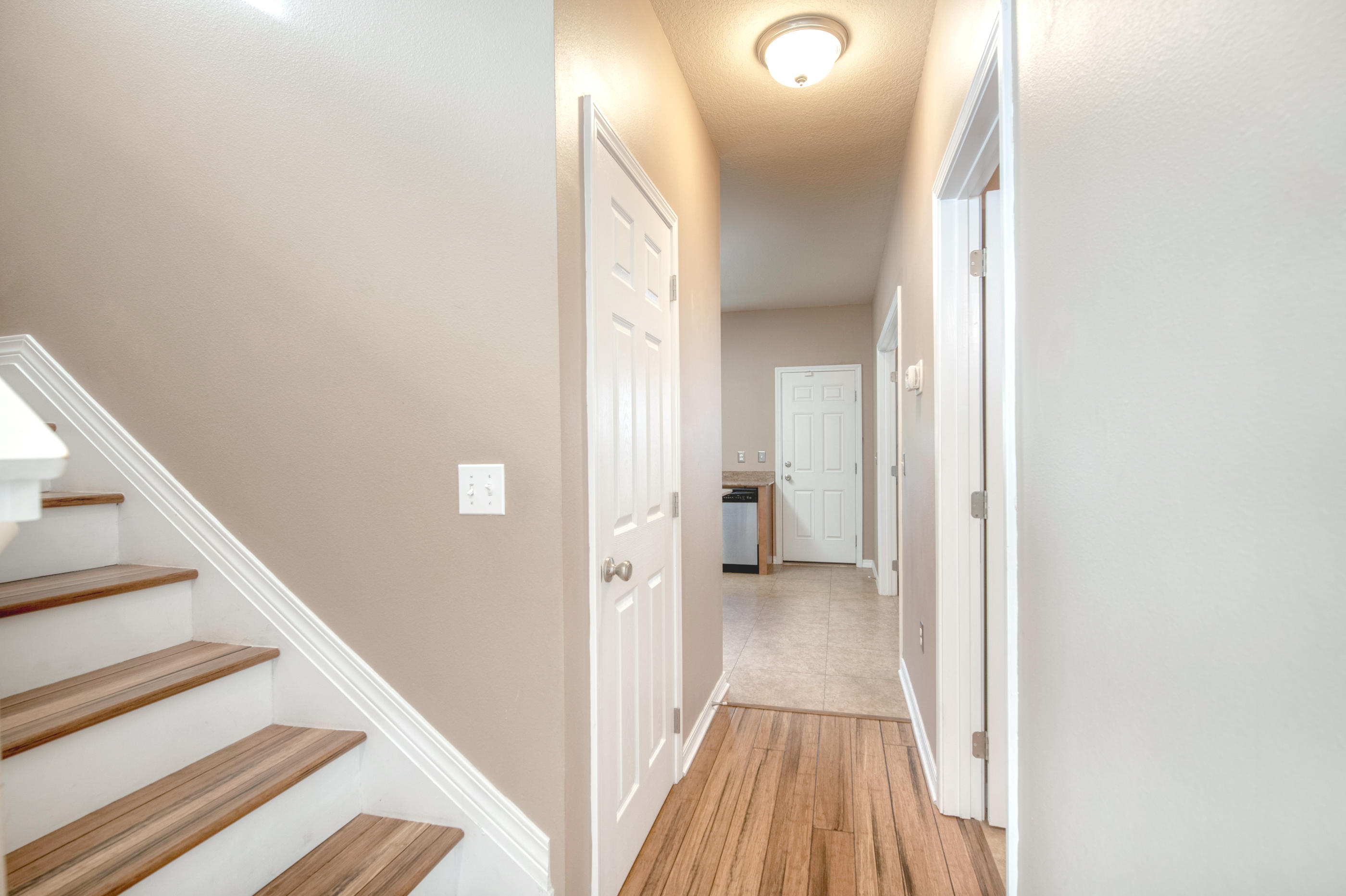 MERIDIAN SQUARE T/H - Residential