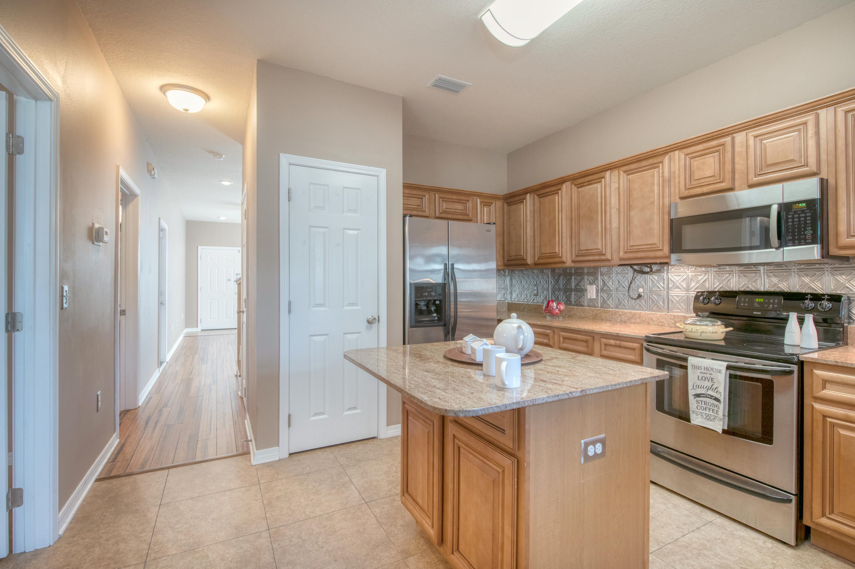 MERIDIAN SQUARE T/H - Residential