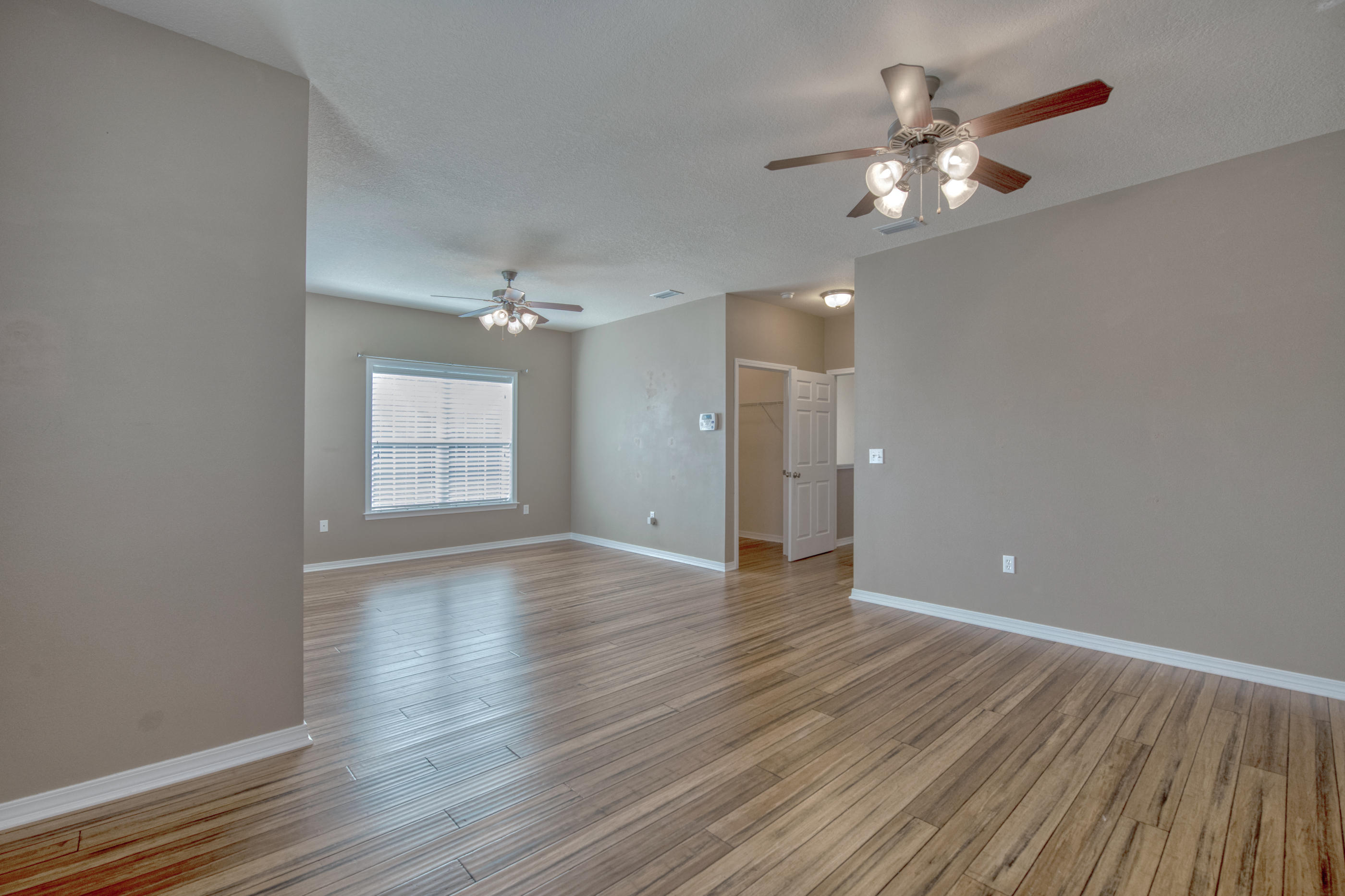 MERIDIAN SQUARE T/H - Residential