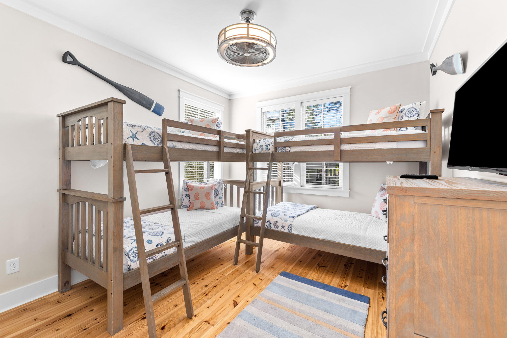 FOREST LAKES - Residential