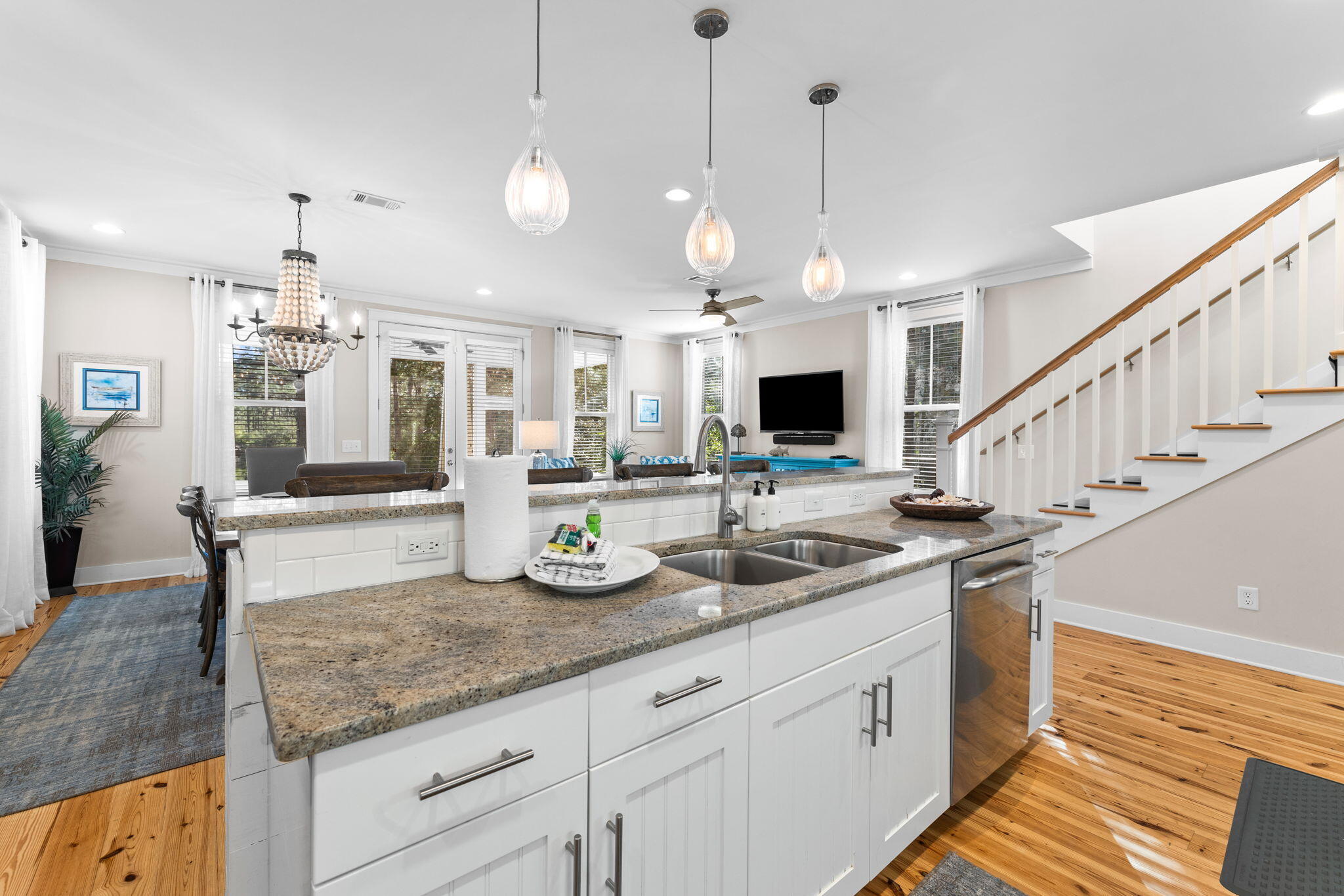 FOREST LAKES - Residential