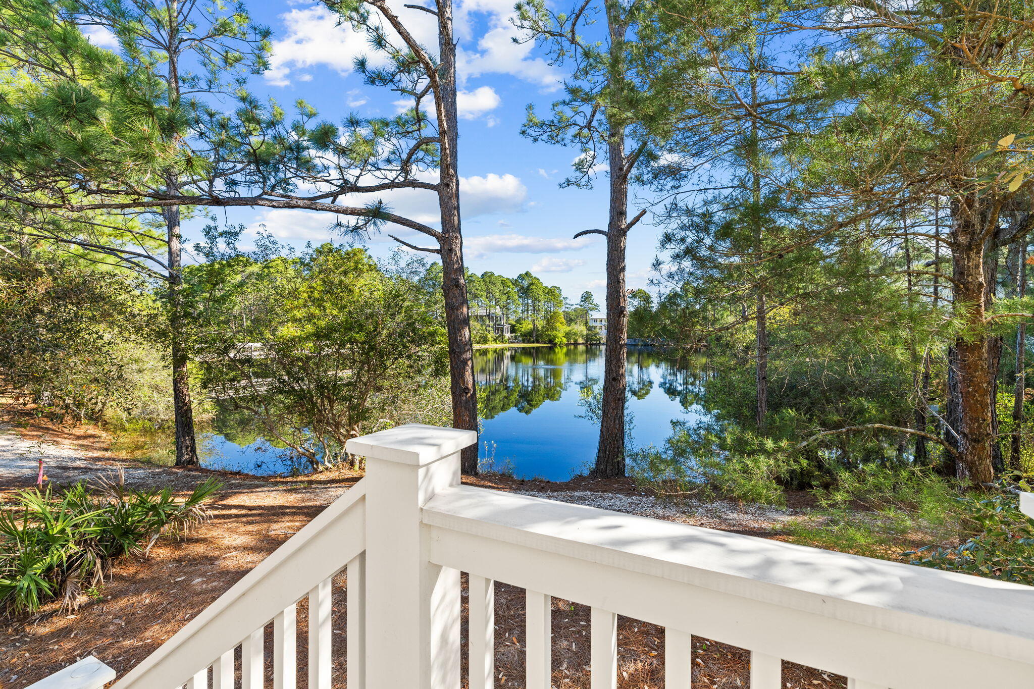 FOREST LAKES - Residential