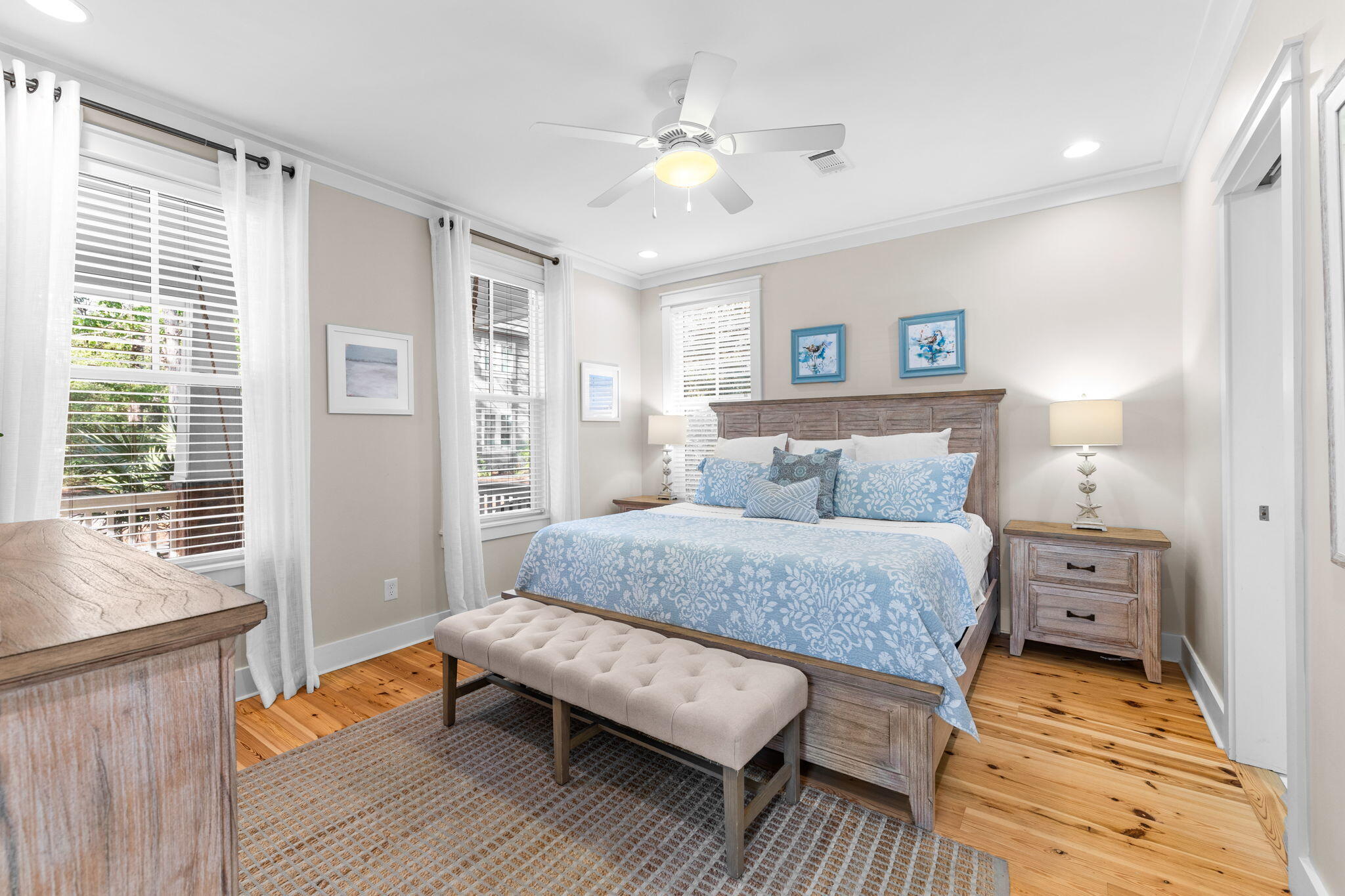 FOREST LAKES - Residential