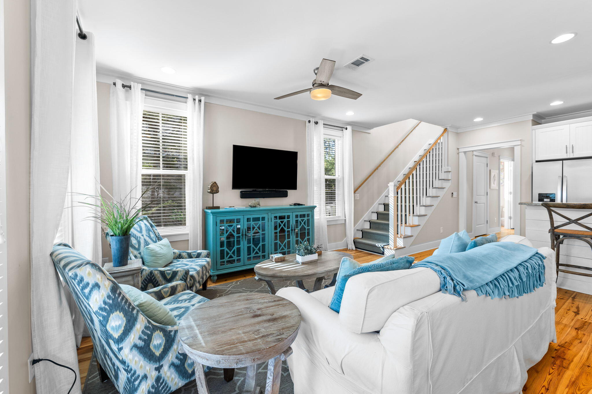 FOREST LAKES - Residential