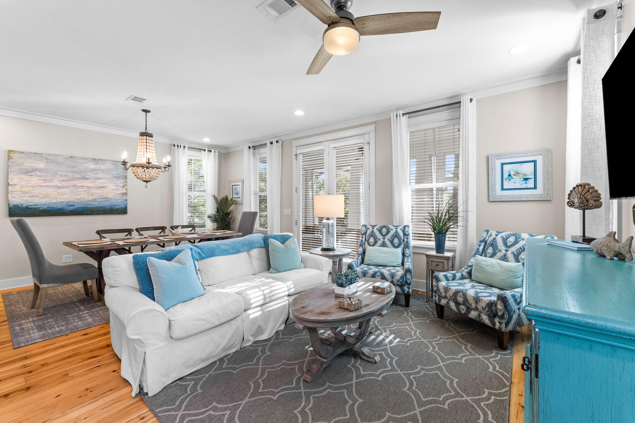 FOREST LAKES - Residential