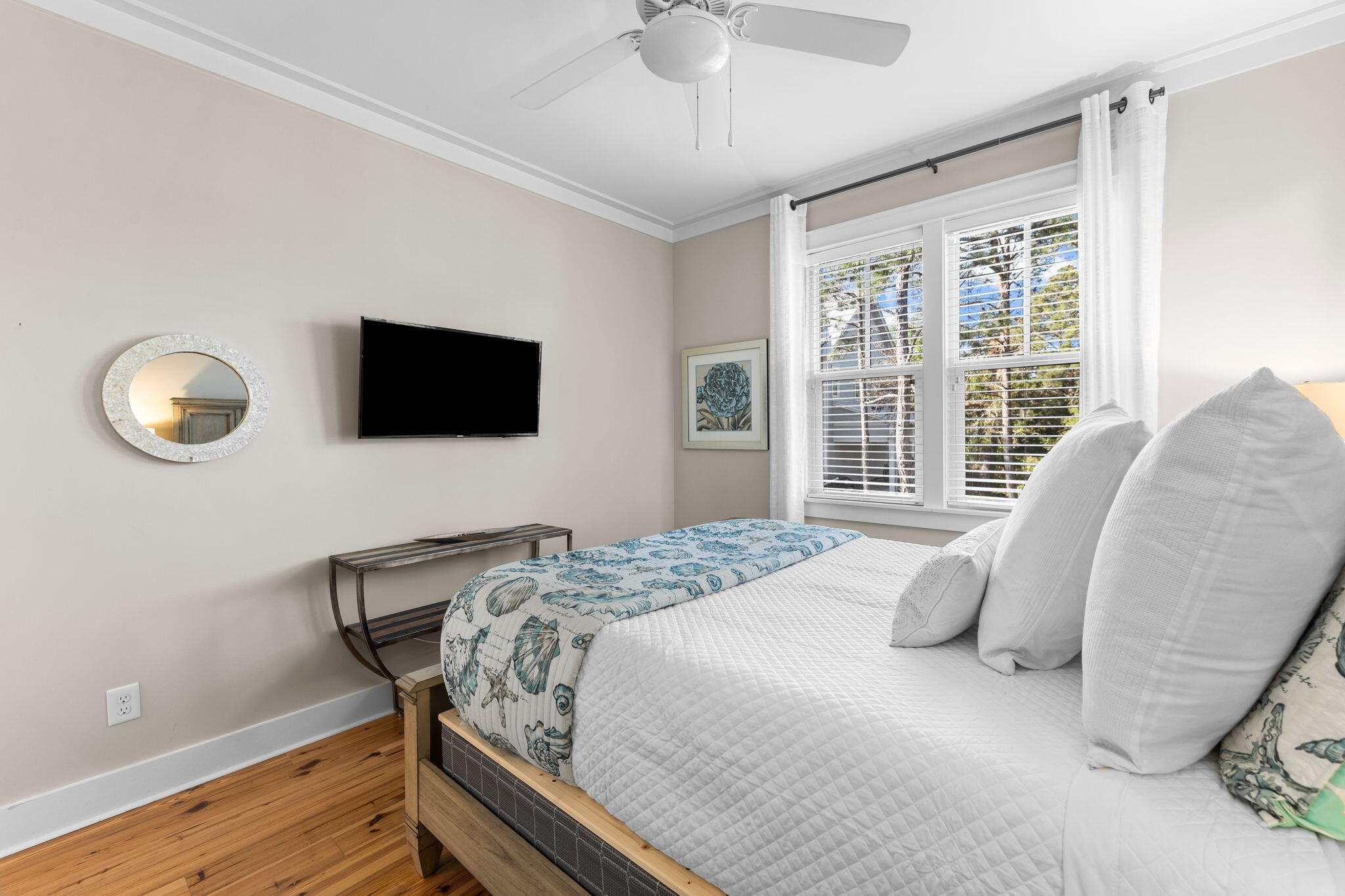 FOREST LAKES - Residential