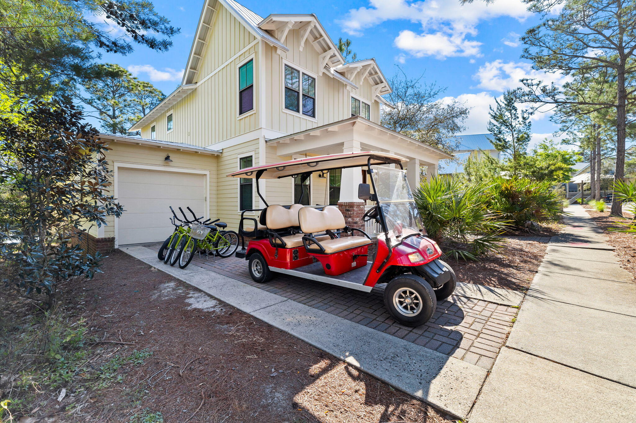 FOREST LAKES - Residential