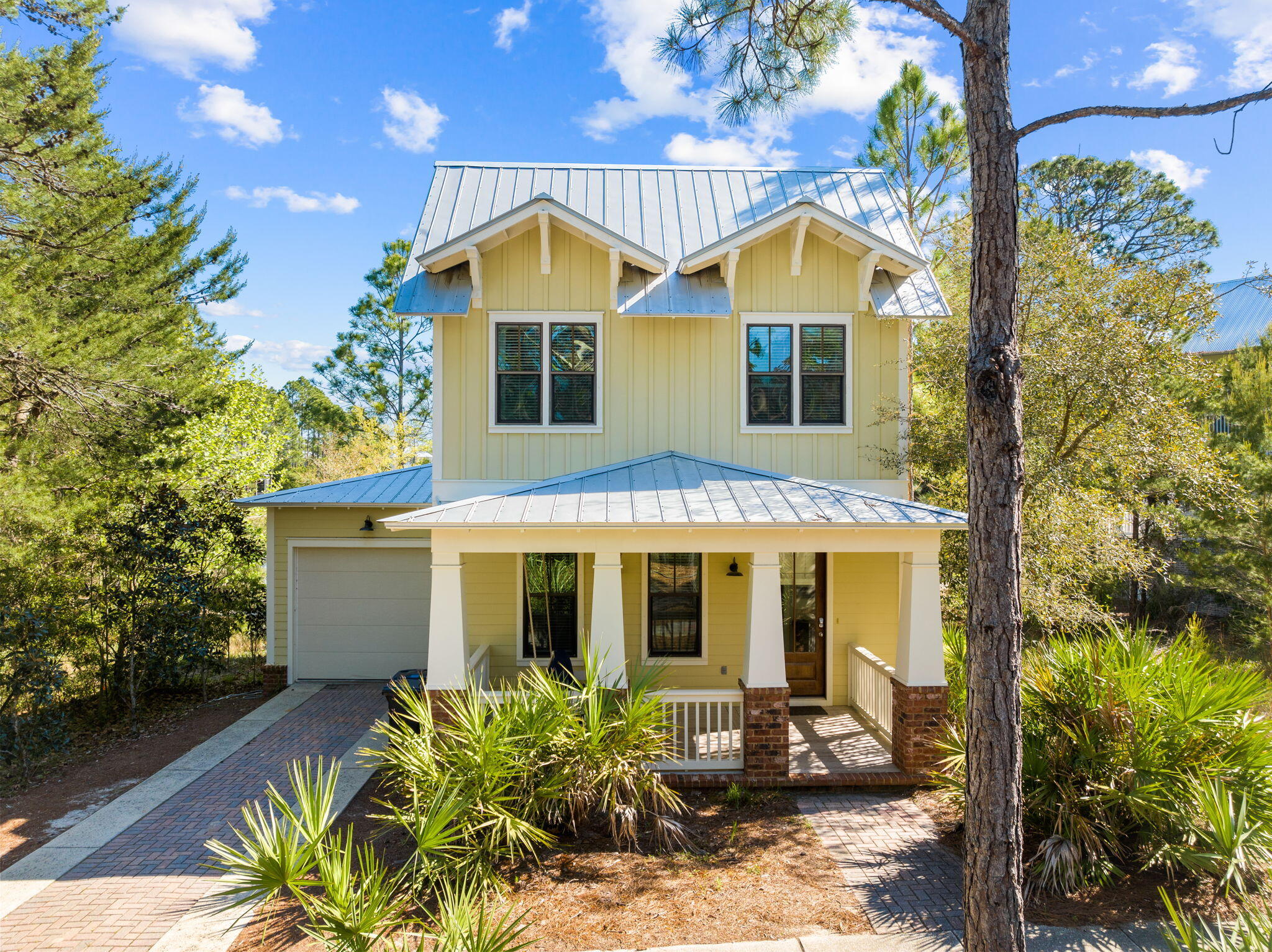 FOREST LAKES - Residential