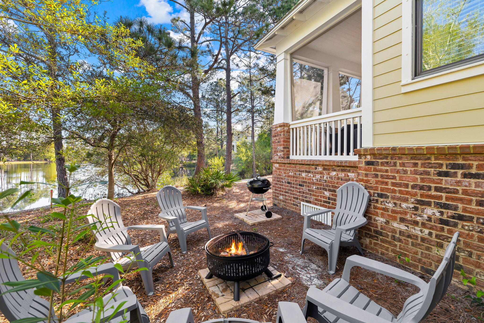 FOREST LAKES - Residential