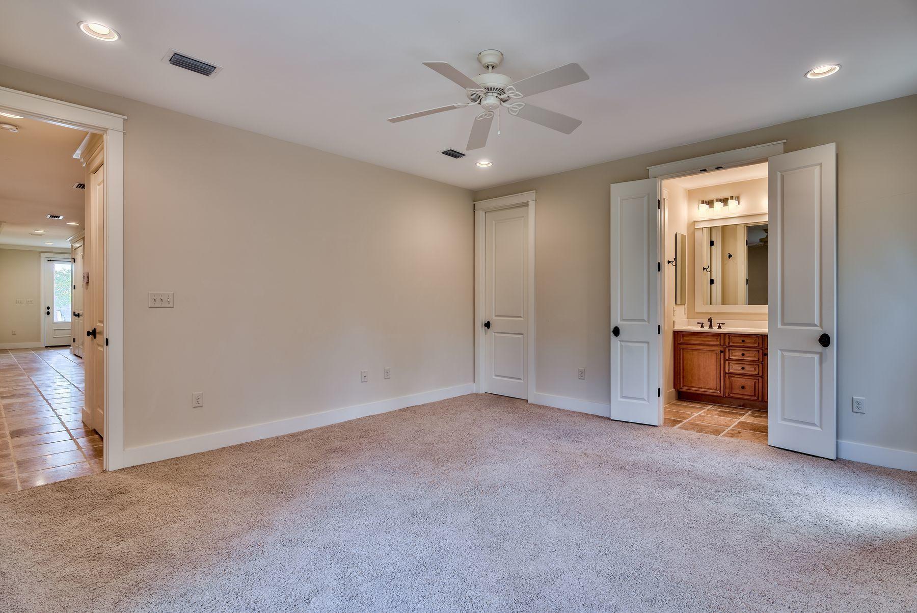 CARSON OAKS - Residential