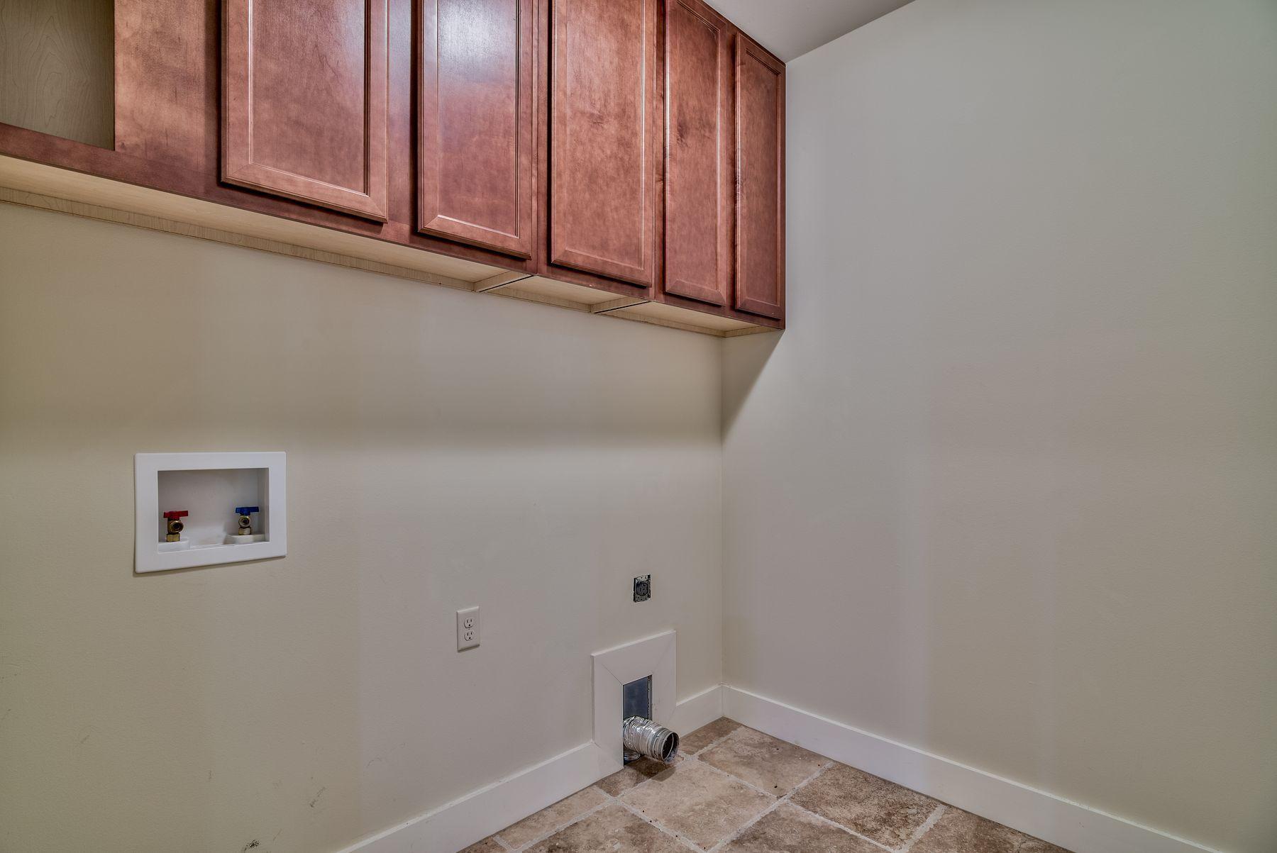 CARSON OAKS - Residential