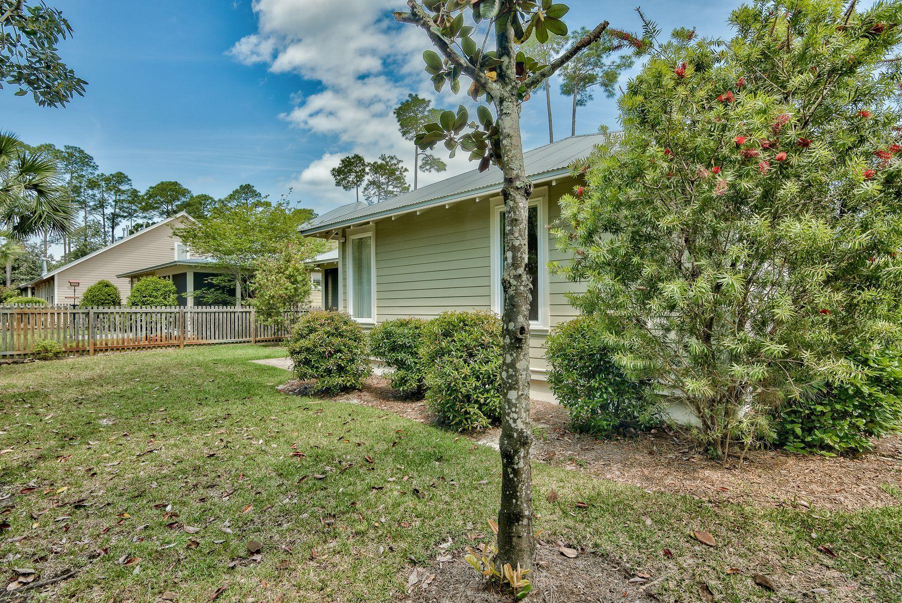 CARSON OAKS - Residential