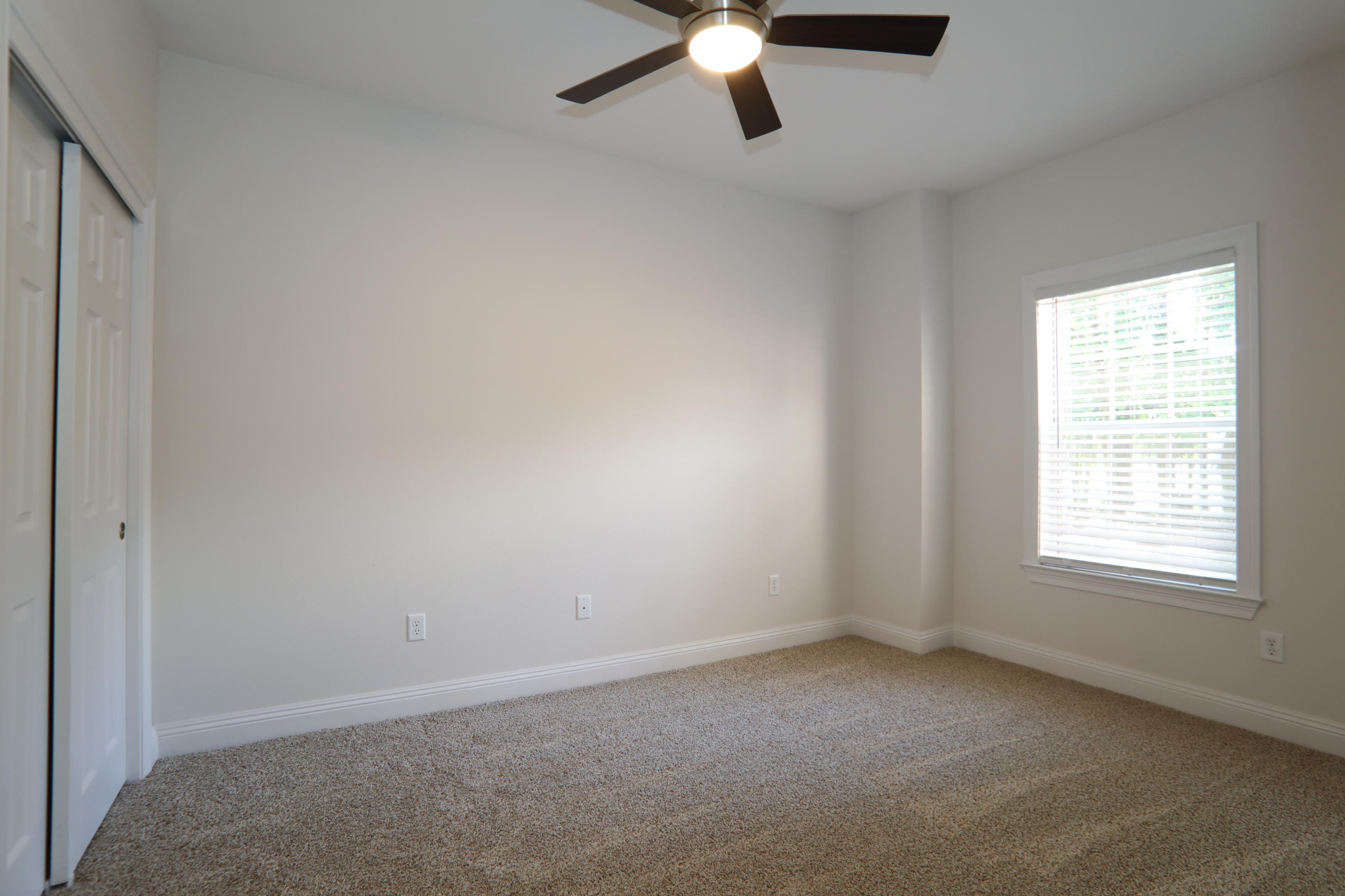 PORT DIXIE LOTS 27 & 28 BLK 61 - Residential