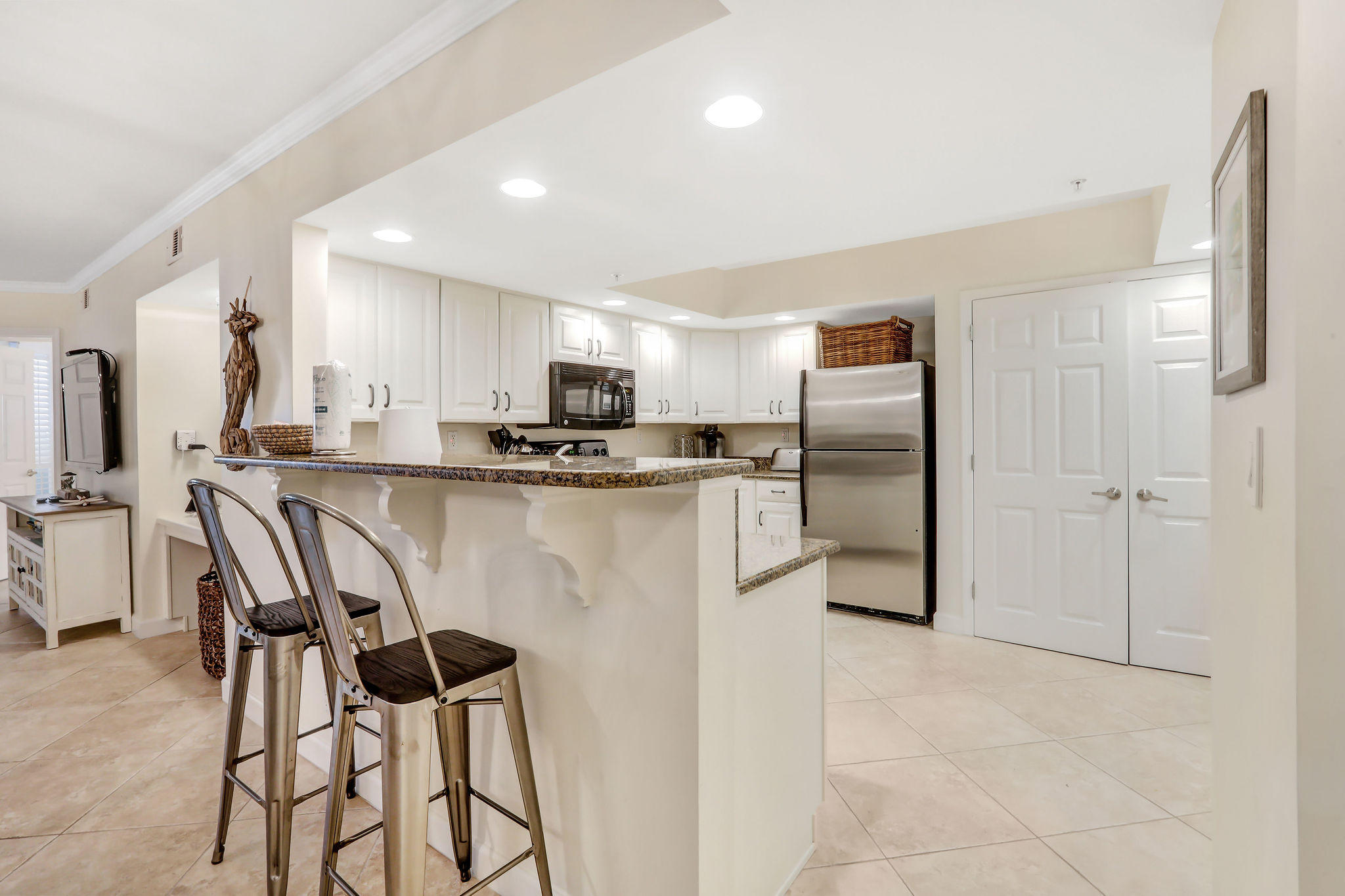 SEASPRAY CONDO - Residential