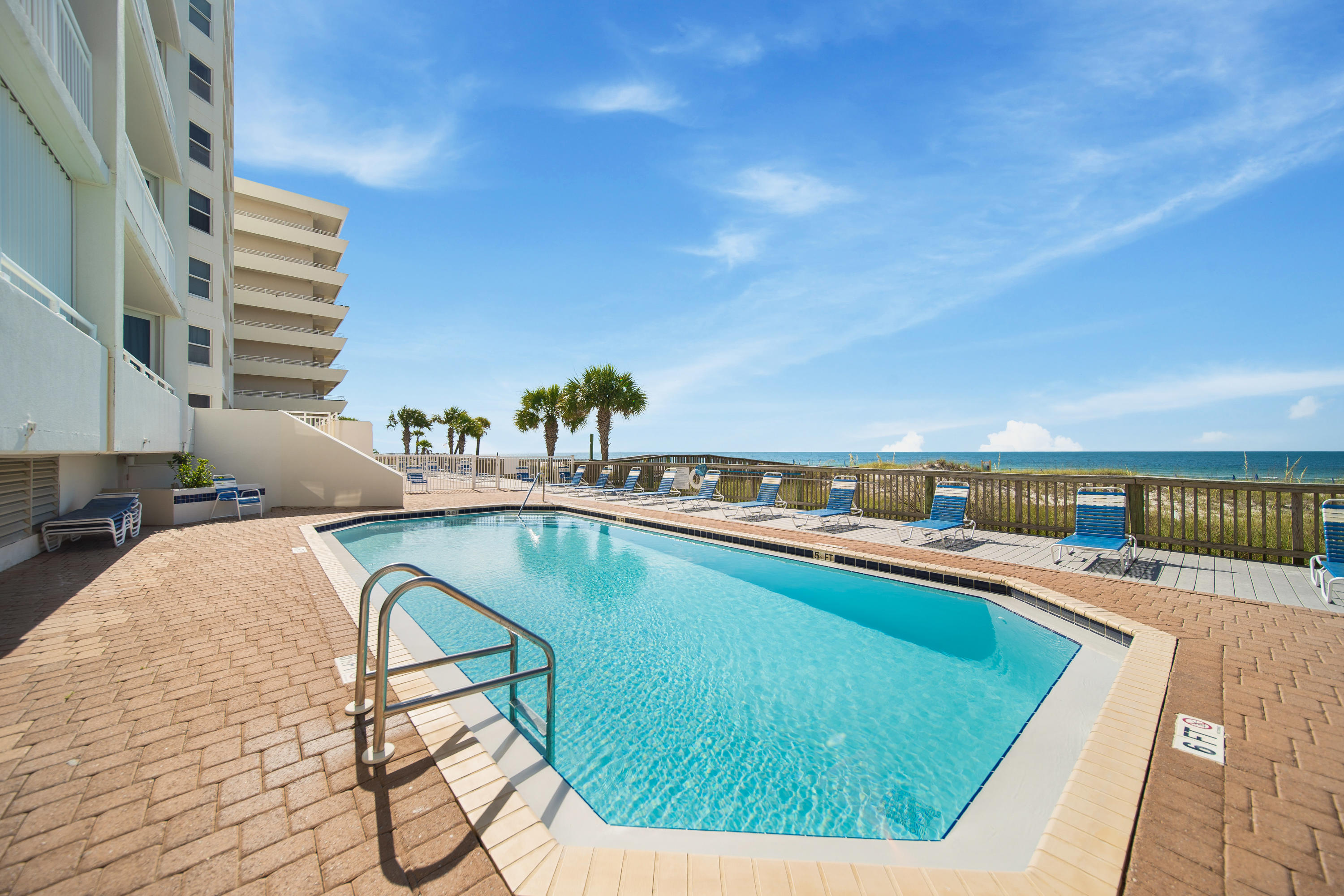 SEASPRAY CONDO - Residential