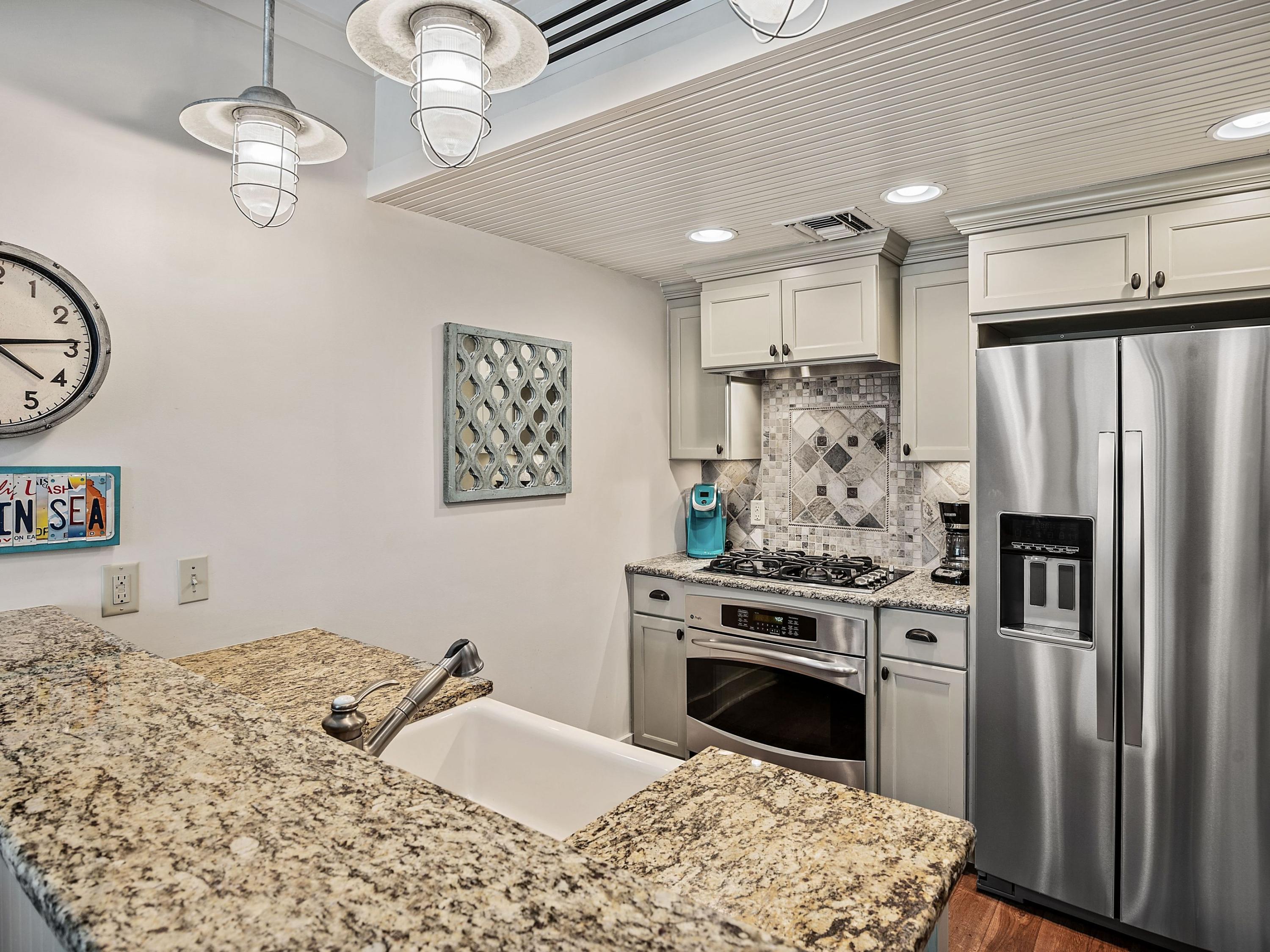 Six Palms at Gulf Place - Residential