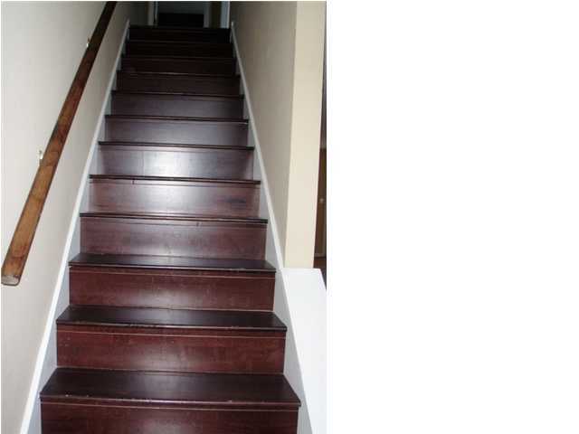 ADASHAN GARDYNS - Residential Lease