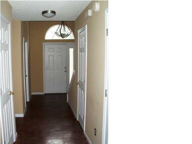 ADASHAN GARDYNS - Residential Lease