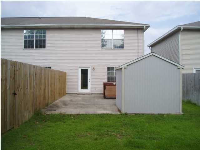 ADASHAN GARDYNS - Residential Lease