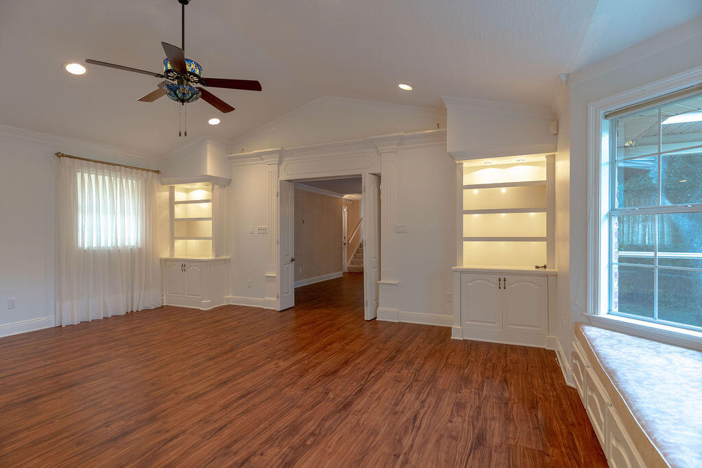 FOREST PARK - Residential