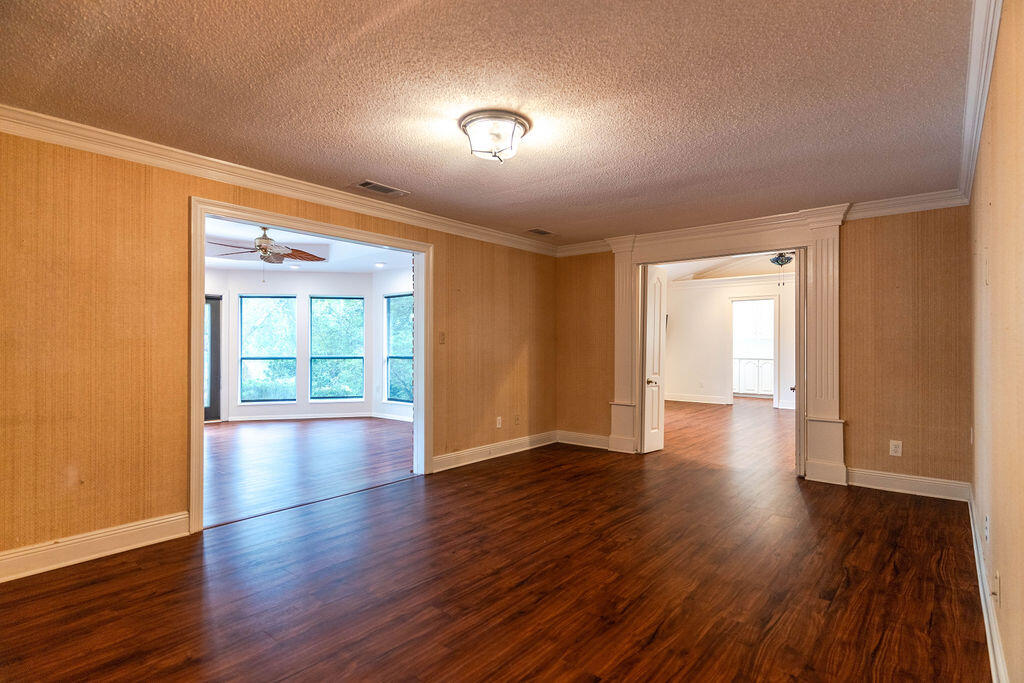 FOREST PARK - Residential