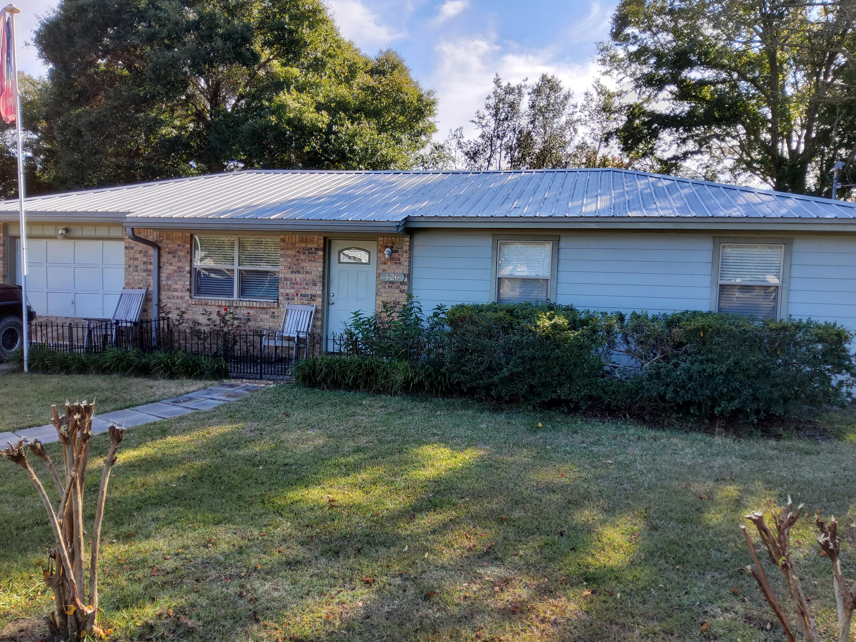 BAYRIDGE ADDN TO FORT WALTON BEACH - Residential