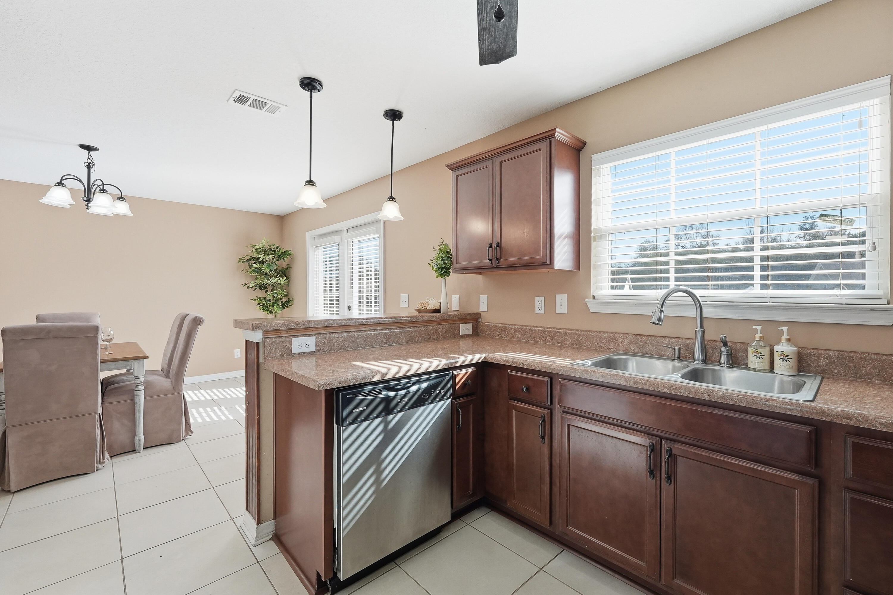 STILLWELL SOUTH - Residential