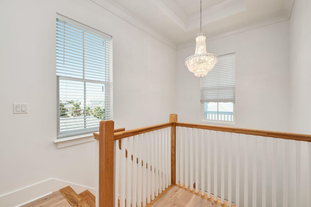 EMERALD WATERS VILLAGE - Residential