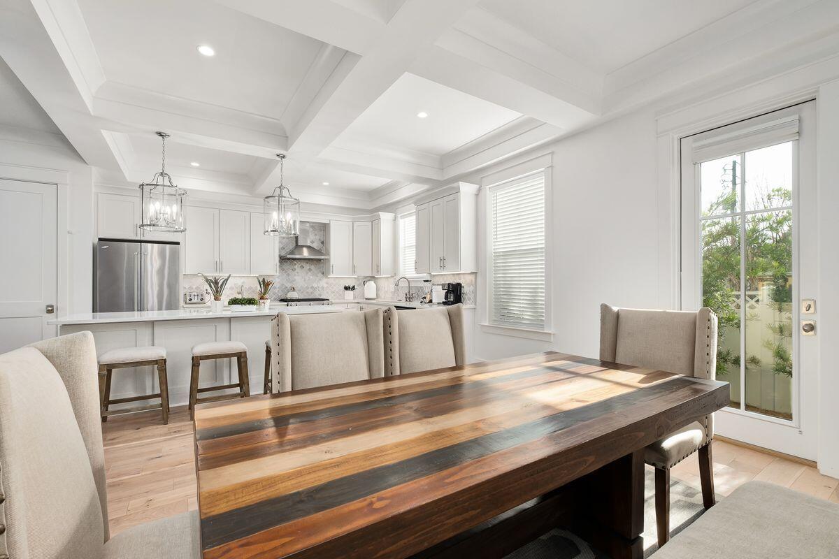 EMERALD WATERS VILLAGE - Residential