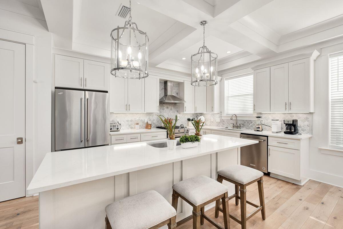 EMERALD WATERS VILLAGE - Residential