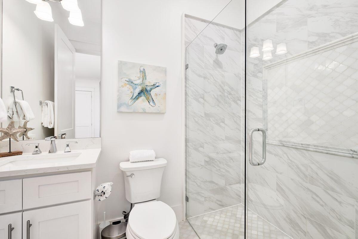 EMERALD WATERS VILLAGE - Residential