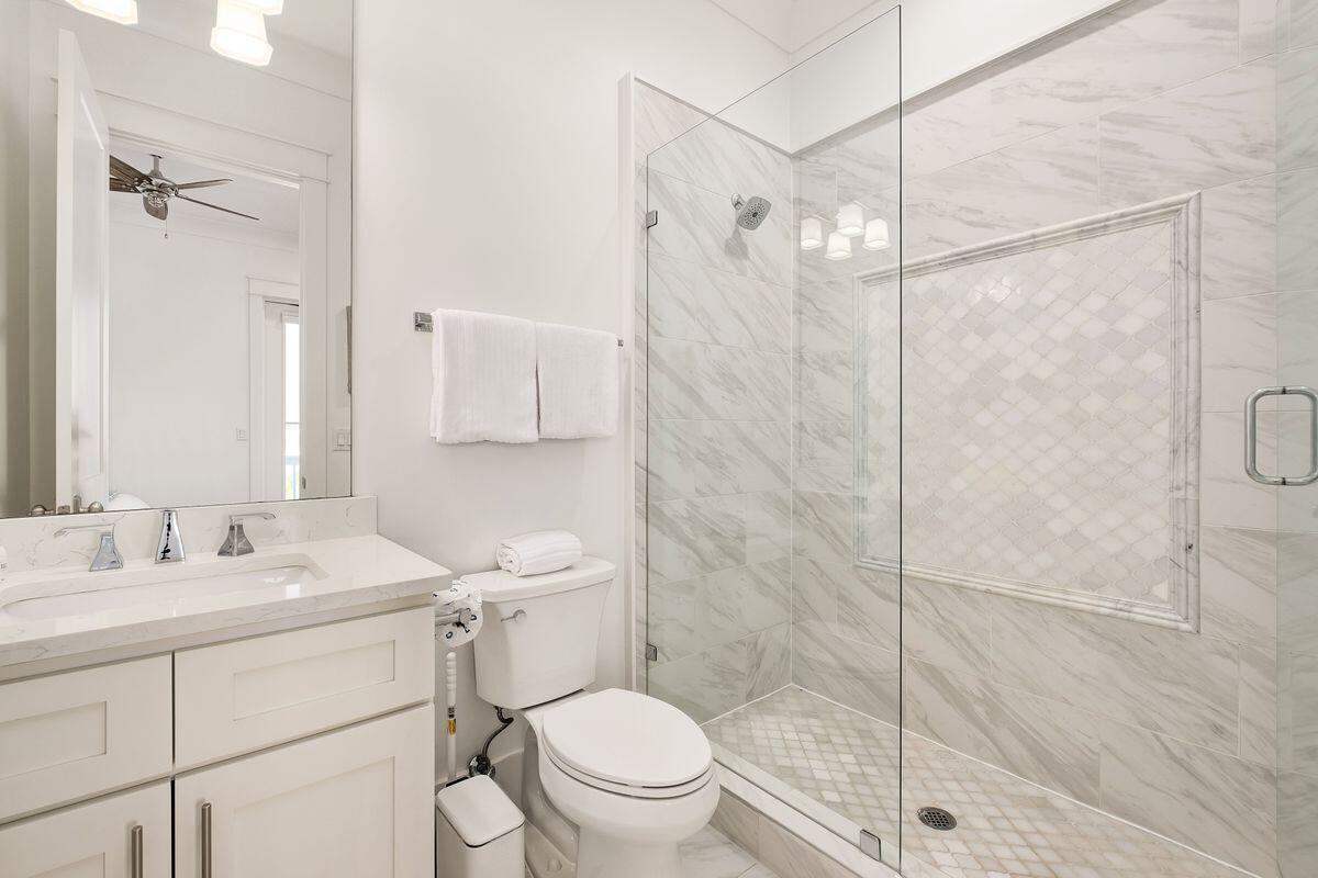 EMERALD WATERS VILLAGE - Residential