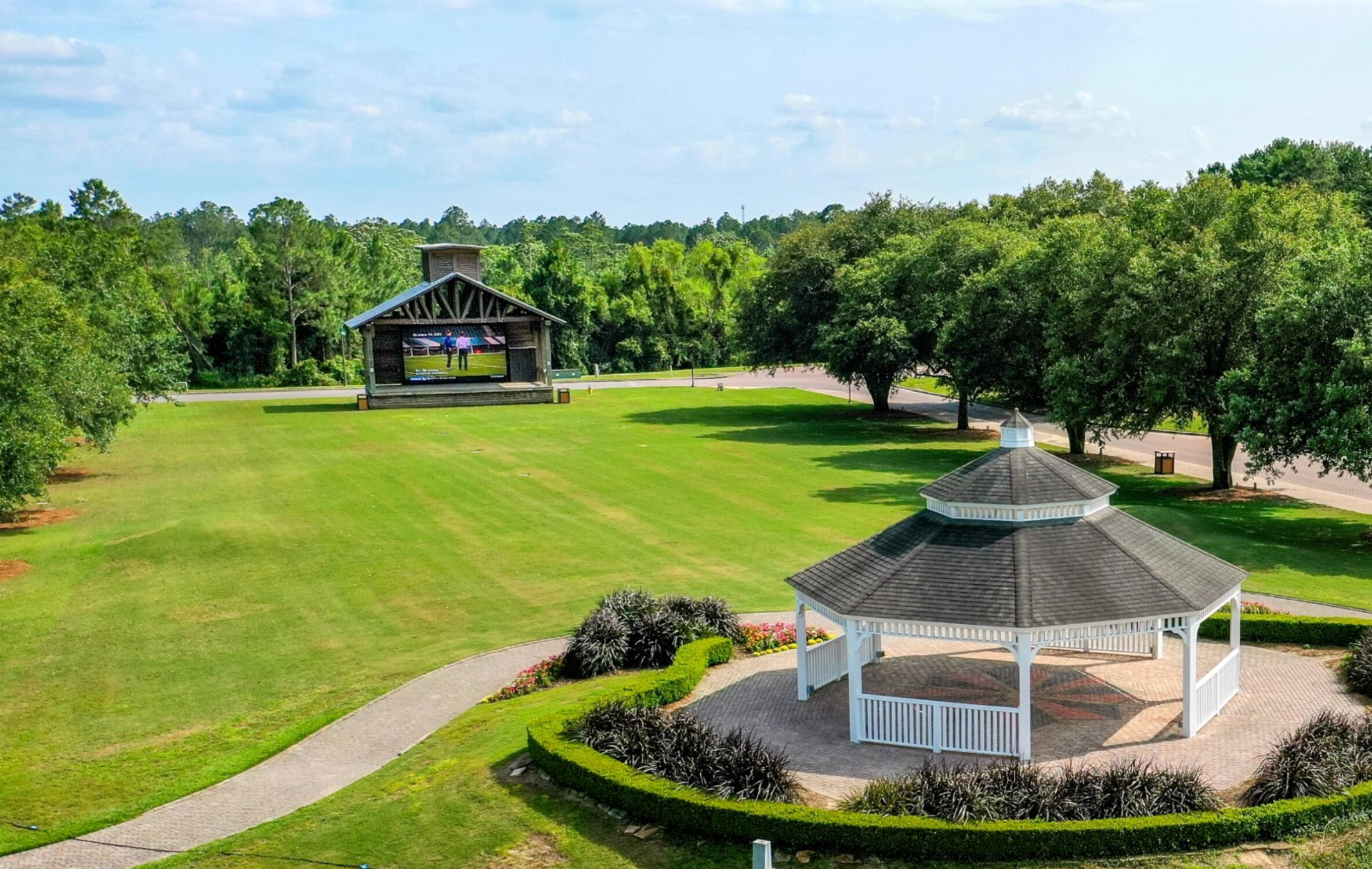 HAMMOCK BAY - Residential