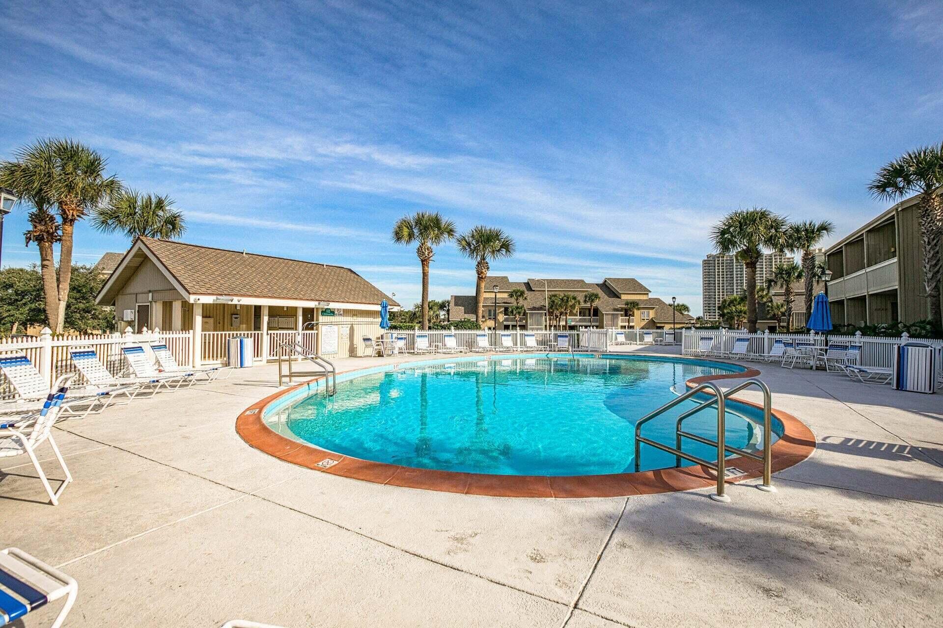 SEASCAPE CONDO PH 10 - Residential