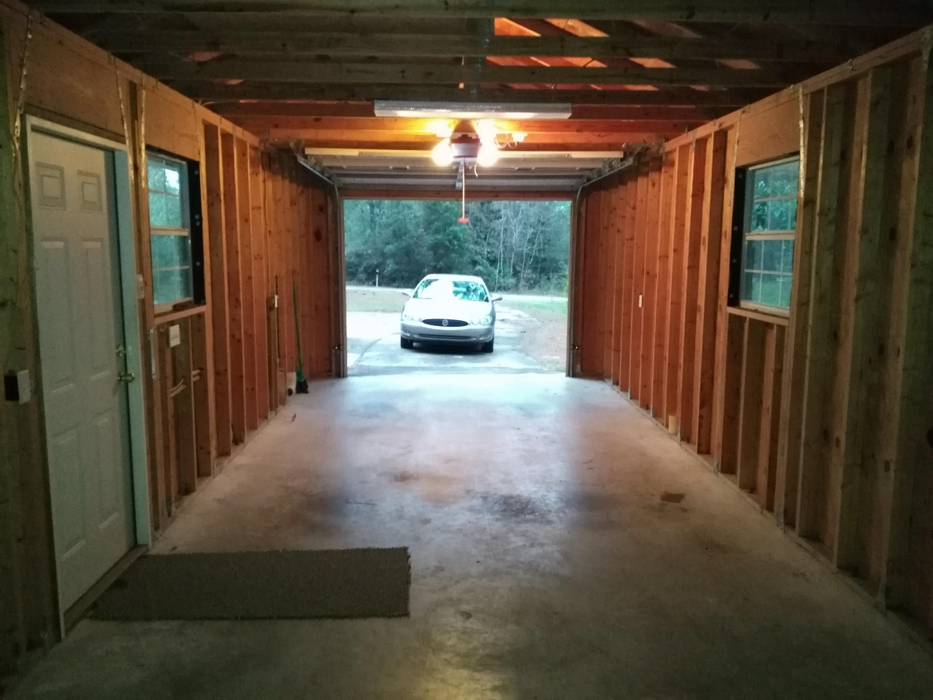 PINE SHORES - Residential