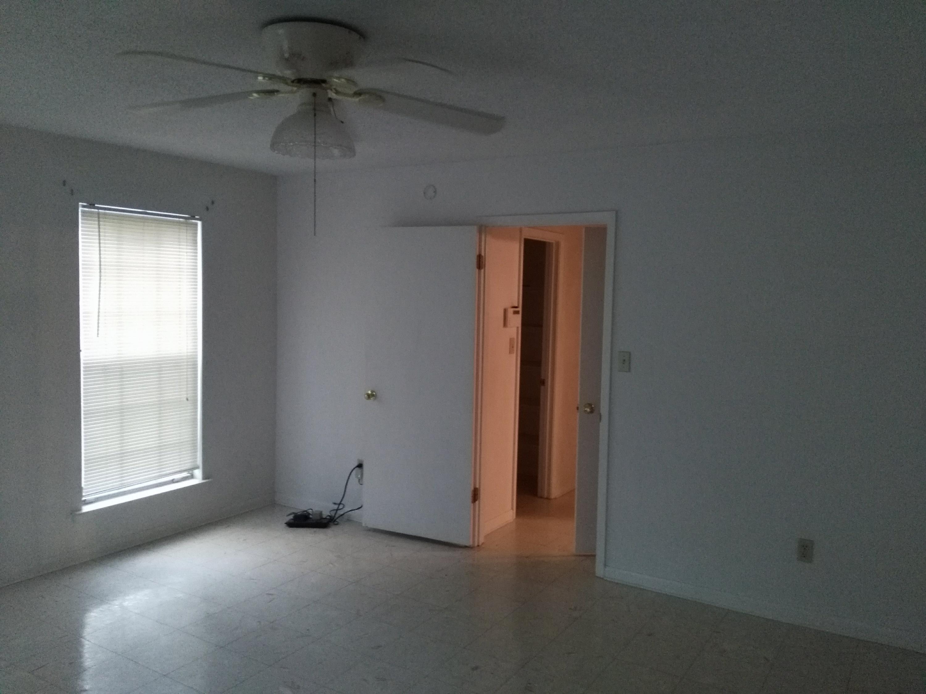 PINE SHORES - Residential