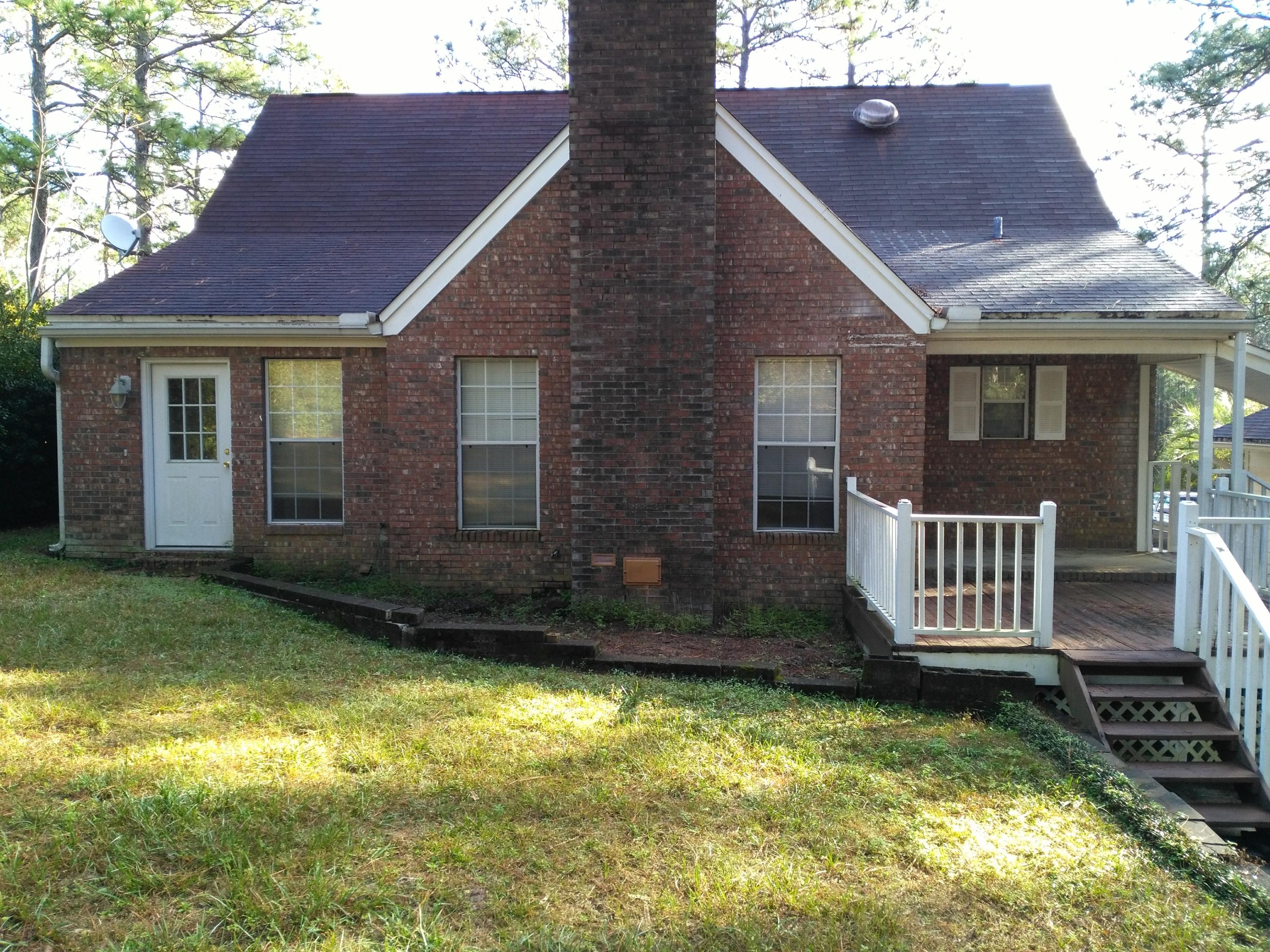 PINE SHORES - Residential