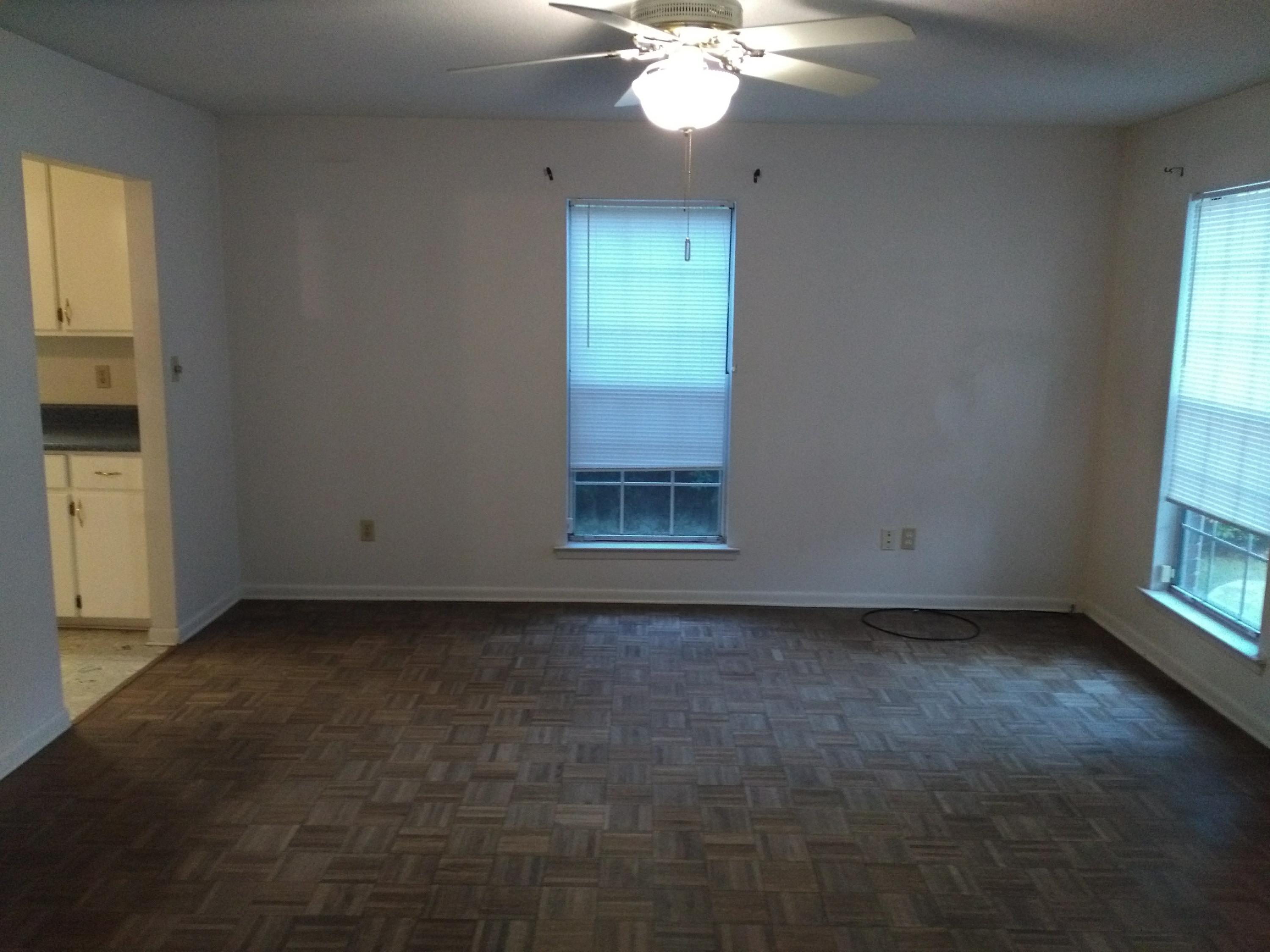 PINE SHORES - Residential