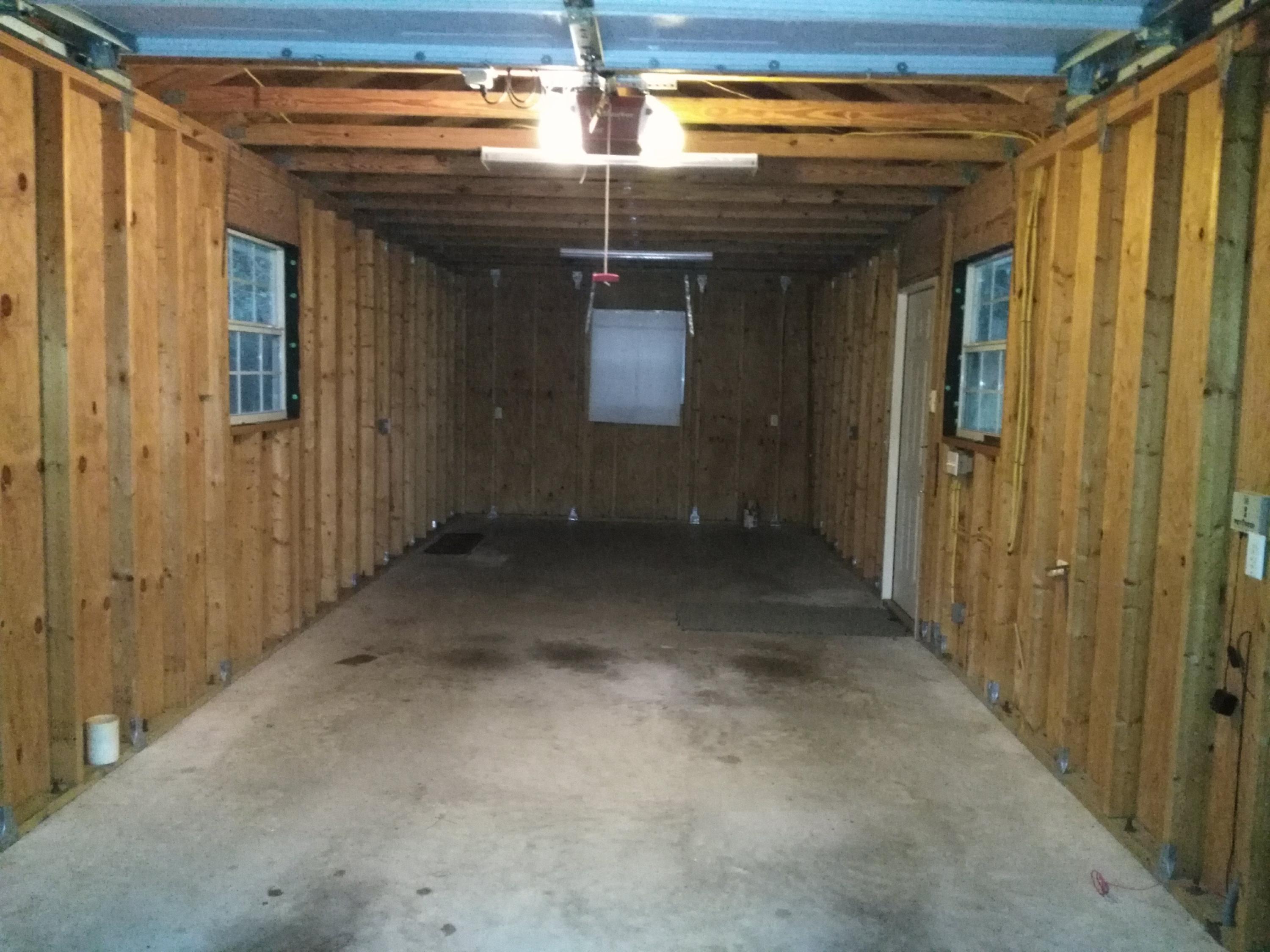 PINE SHORES - Residential