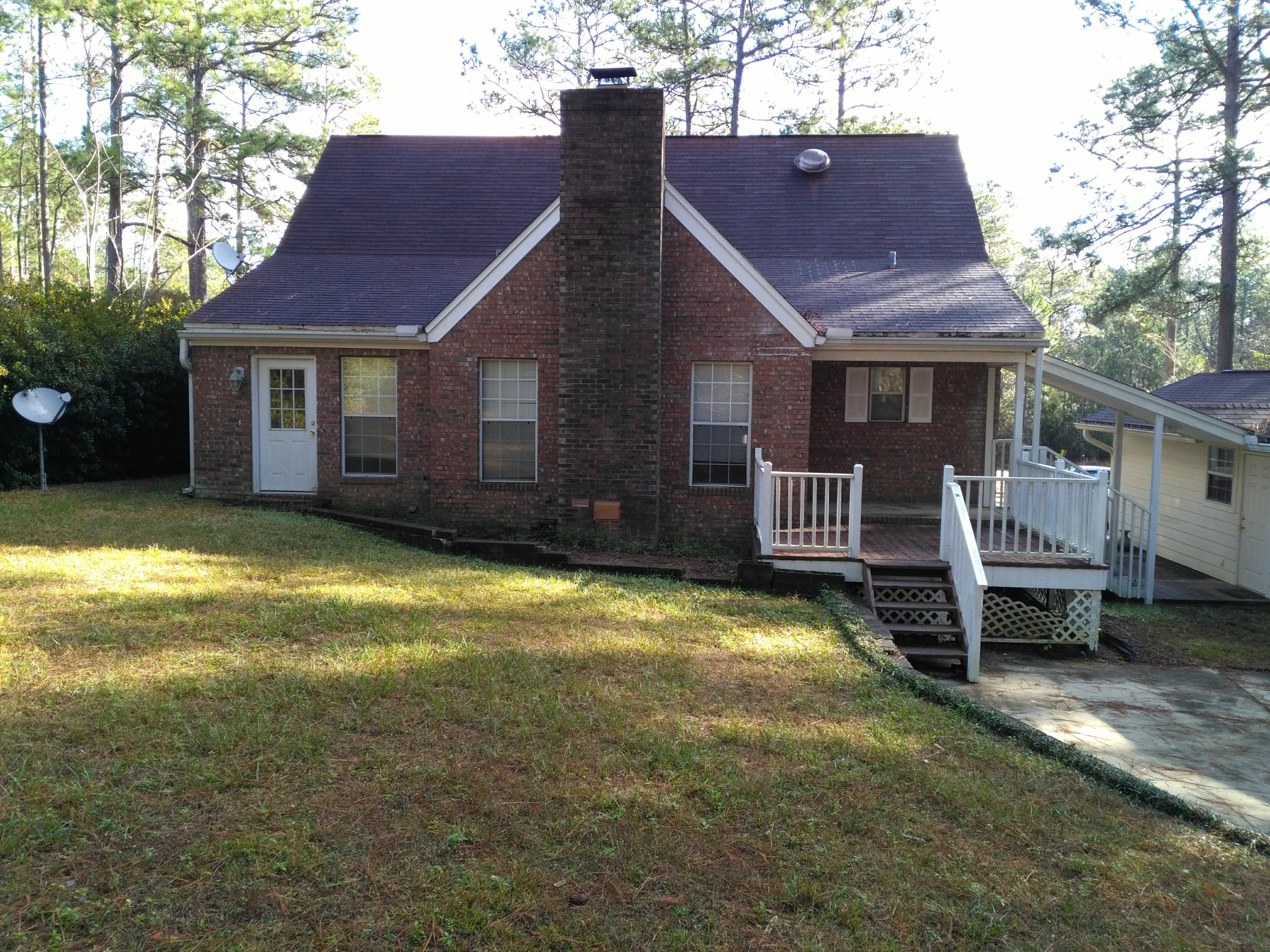 PINE SHORES - Residential