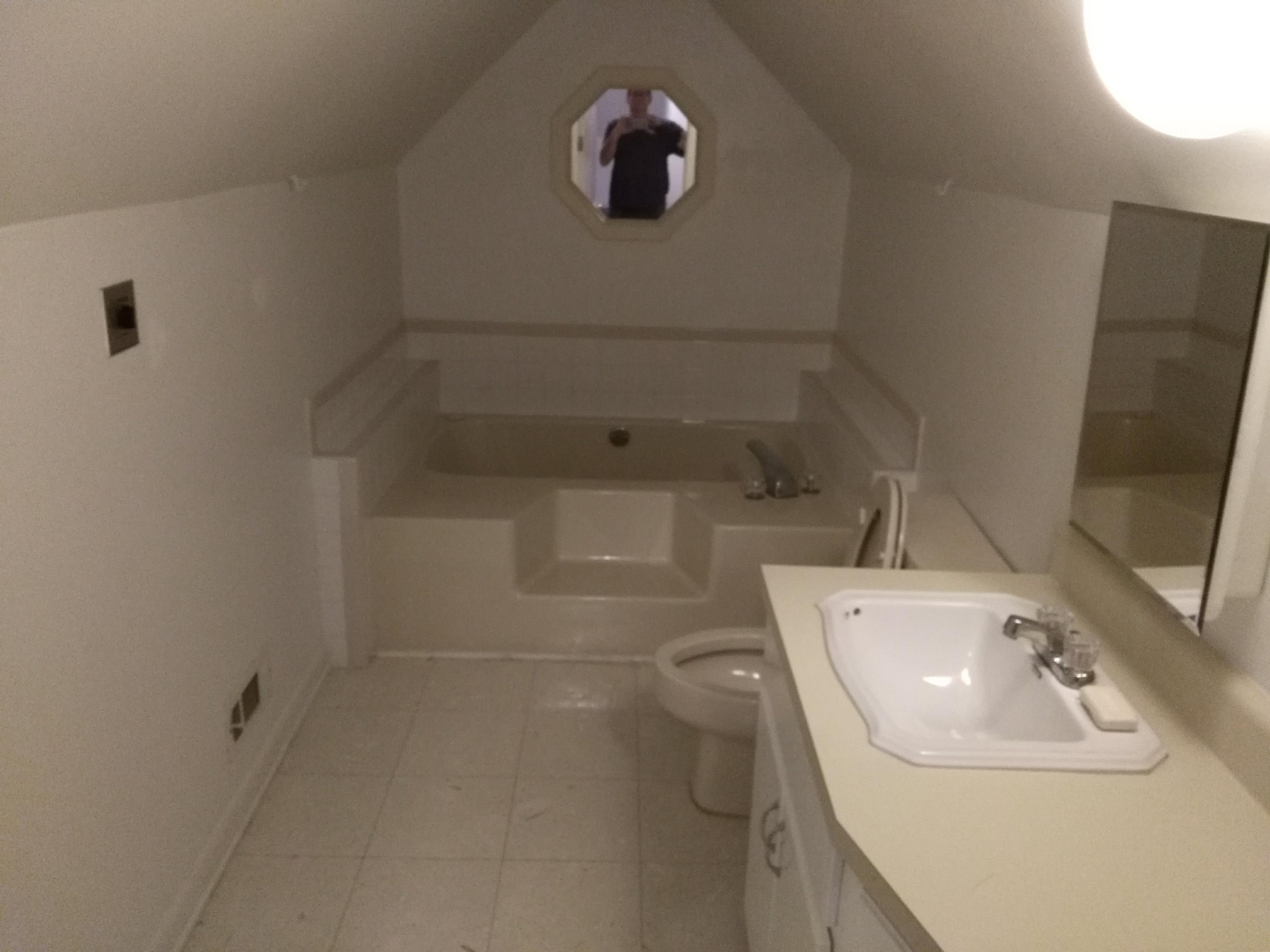 PINE SHORES - Residential