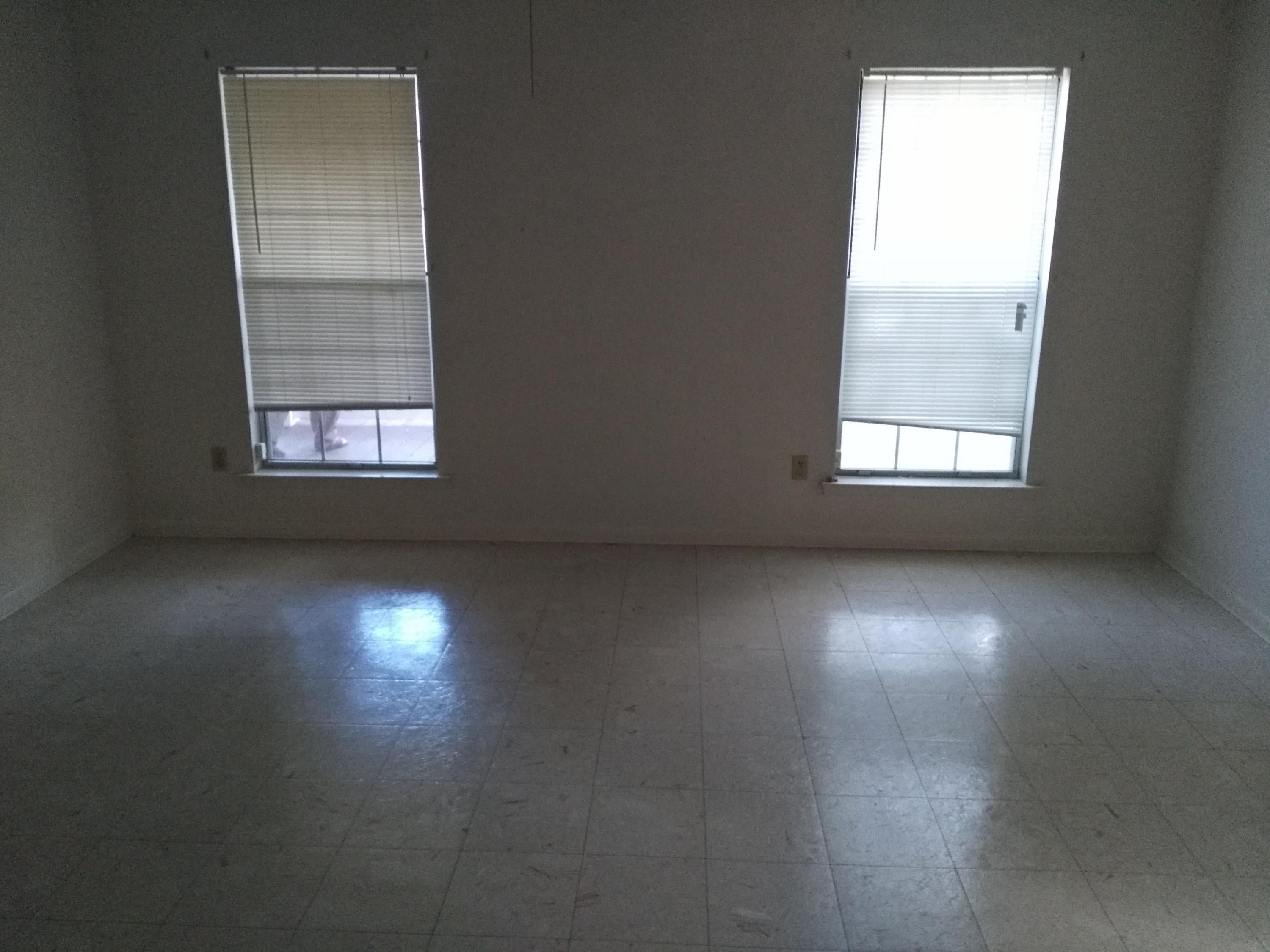 PINE SHORES - Residential