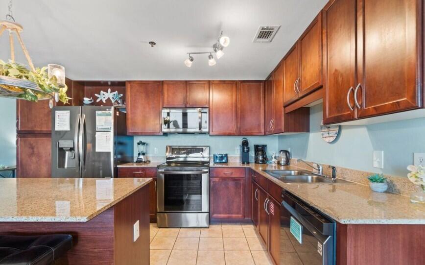 Laketown Wharf - Residential