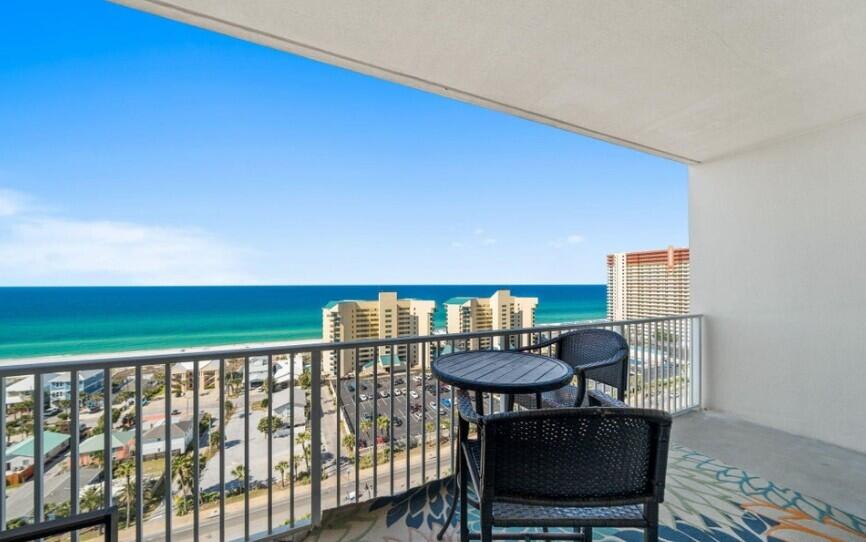 Laketown Wharf - Residential