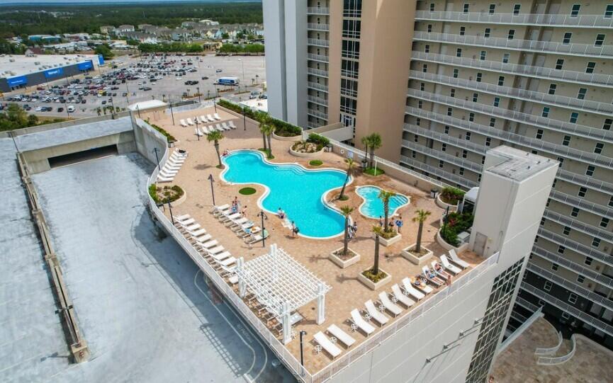 Laketown Wharf - Residential